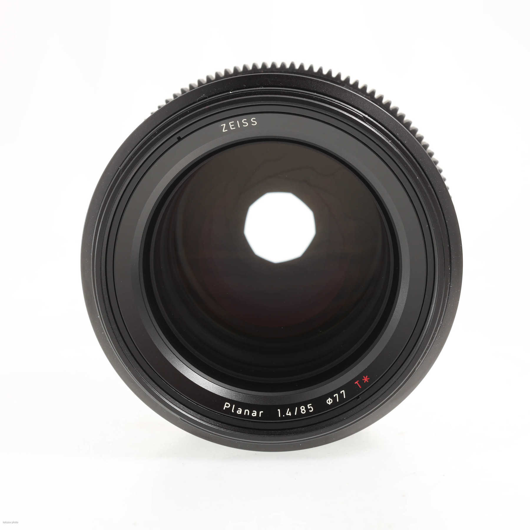 Zeiss Milvus ZE Super Speed набор из 5-х объективов для Canon EF Zeiss Milvus ZE Super Speed набор из 5-х объективов для Canon EF