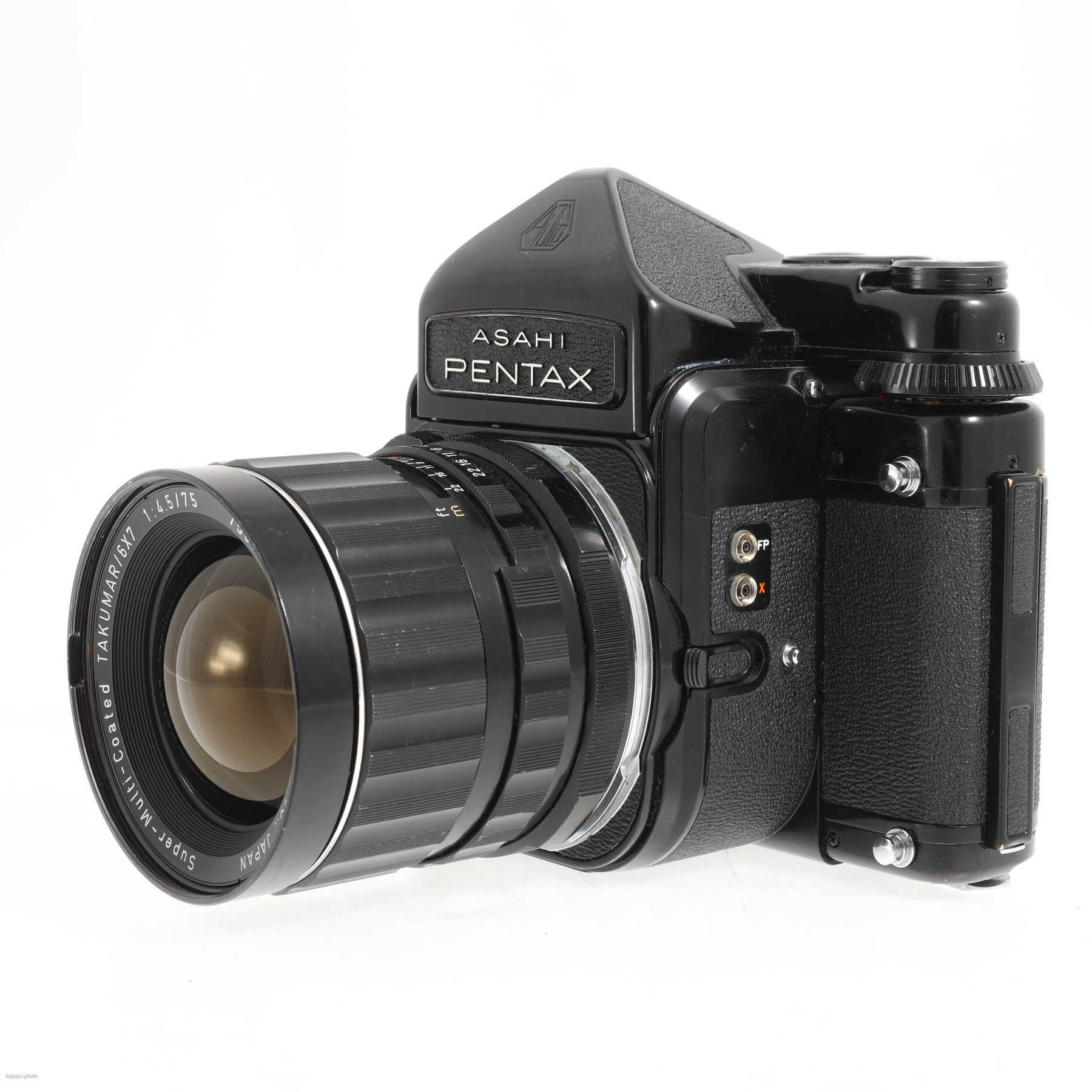 Pentax 6X7 с объективом 75mm f/4.5 Takumar Pentax 6X7 с объективом 75mm f/4.5 Takumar