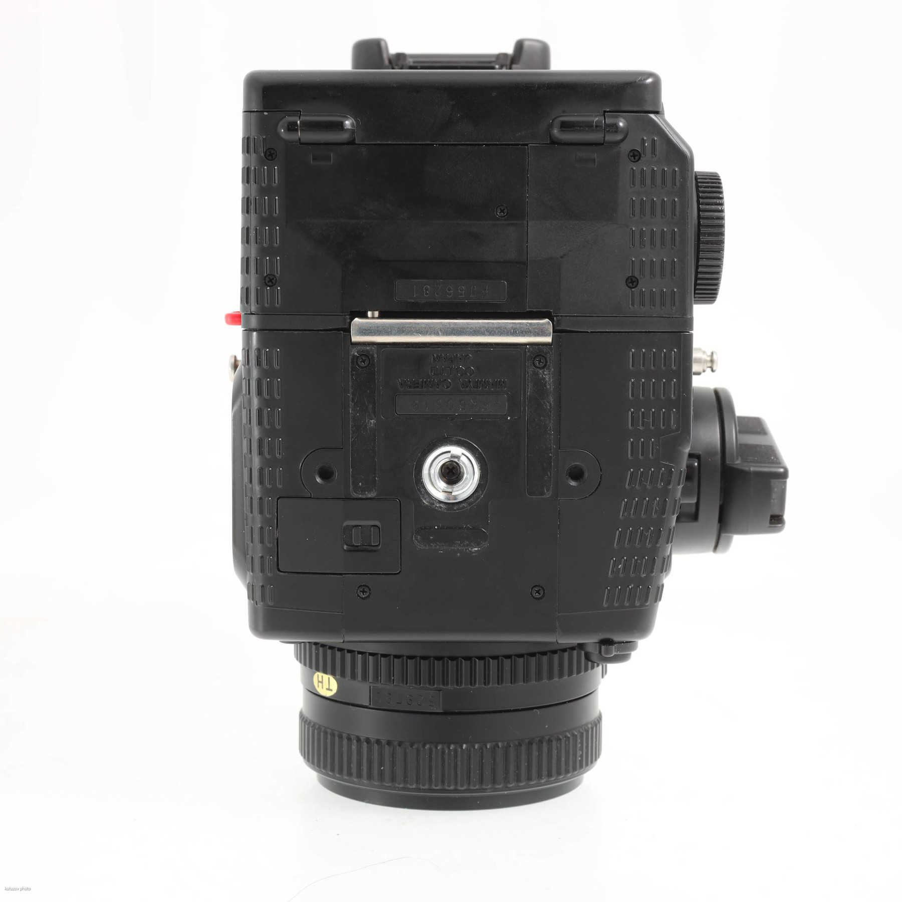 Mamiya 645 super с объективом 80mm f/2.8 Sekor C N Mamiya 645 super с объективом 80mm f/2.8 Sekor C N