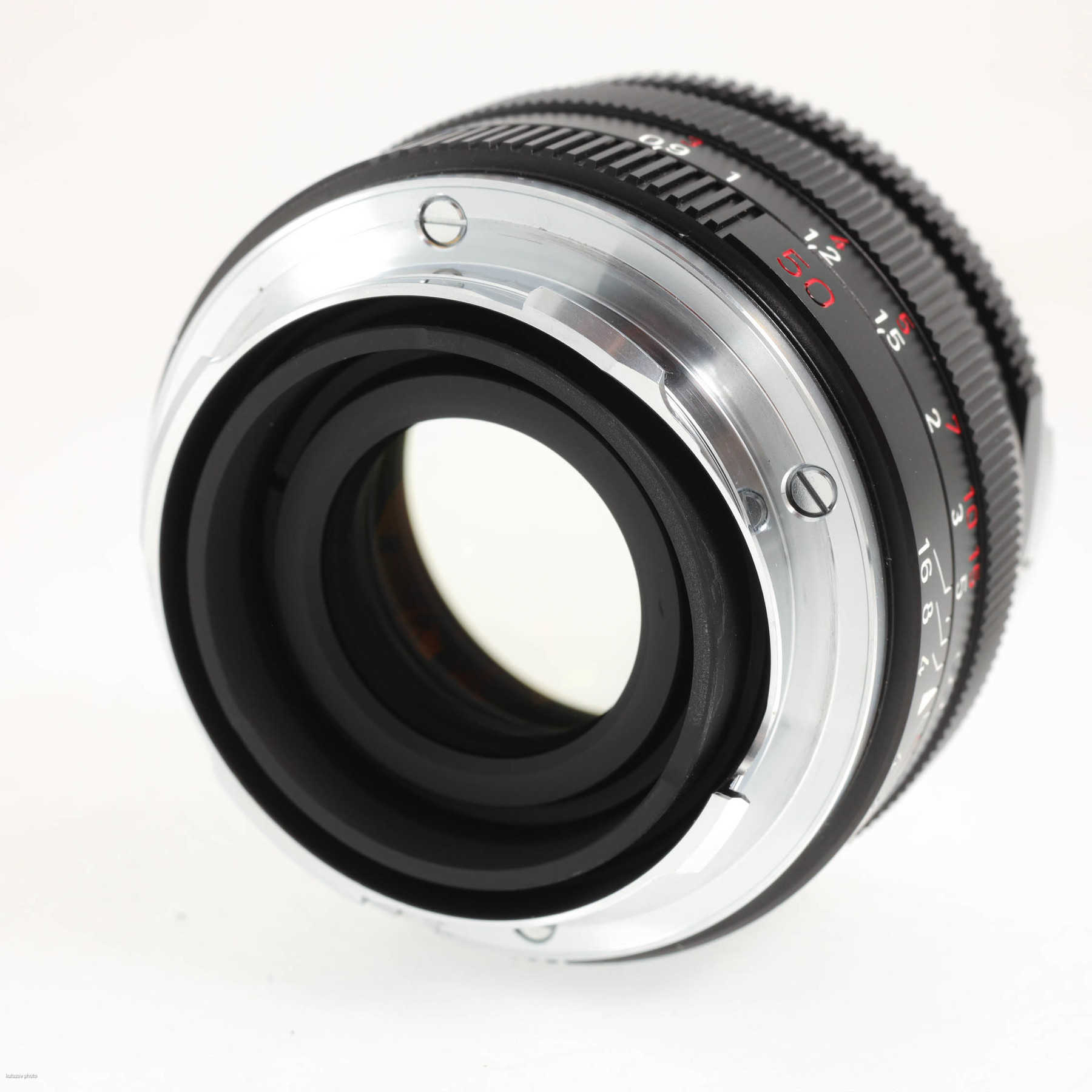 Zeiss C Sonnar T* 50mm f/1.5 ZM black Zeiss C Sonnar T* 50mm f/1.5 ZM black