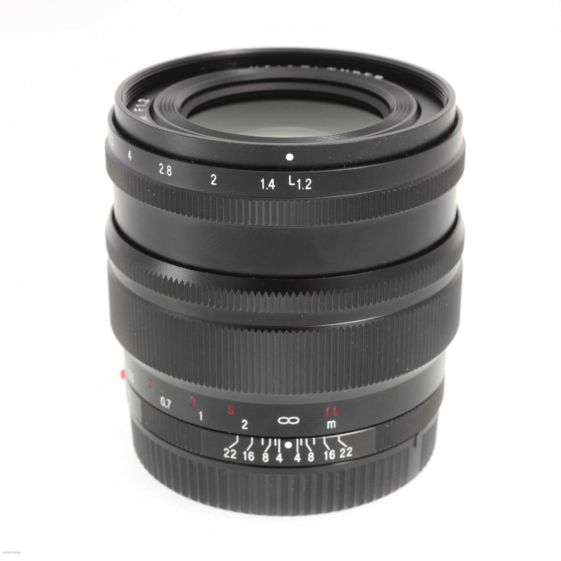 Voigtländer Nokton 35mm f/1.2 Aspherical SE Voigtländer Nokton 35mm f/1.2 Aspherical SE