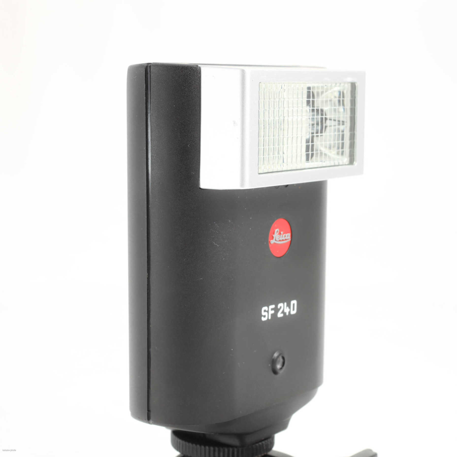 Leica SF 24D вспышка Leica SF 24D вспышка