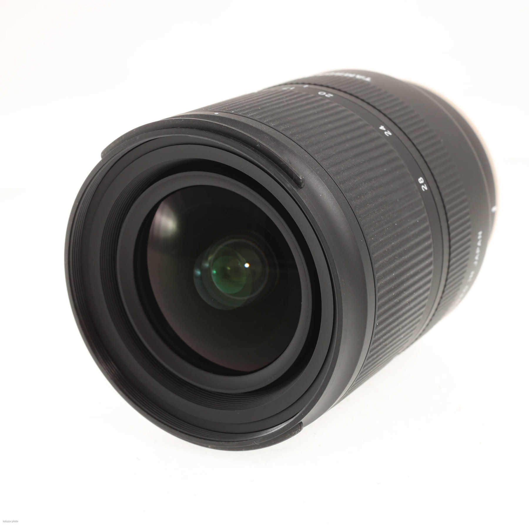 Tamron 17-28mm f/2.8 Di III RXD (Sony E) Tamron 17-28mm f/2.8 Di III RXD (Sony E)