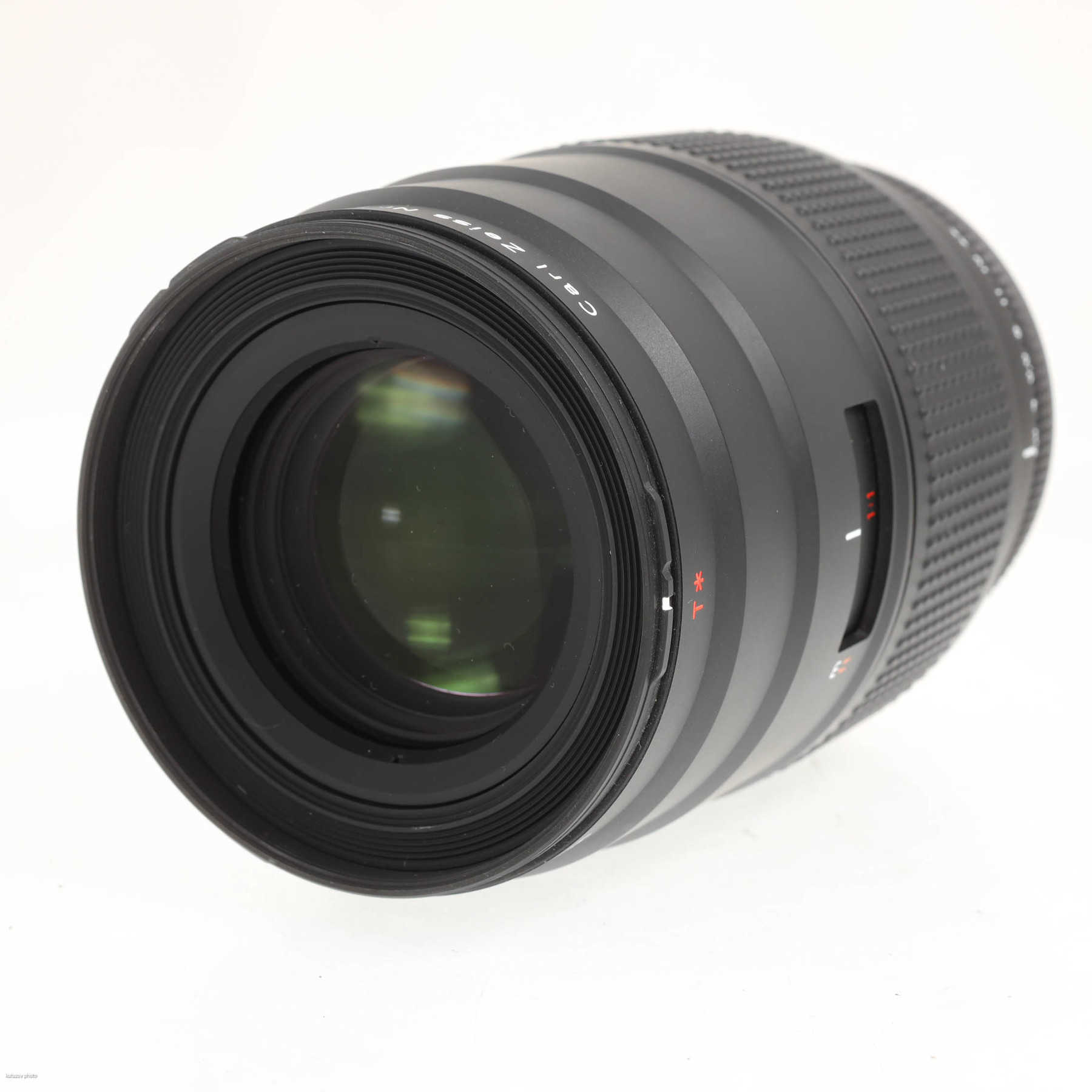 Contax N 100mm f/2.8 T* Makro-Sonnar Carl Zeiss Contax N 100mm f/2.8 T* Makro-Sonnar Carl Zeiss