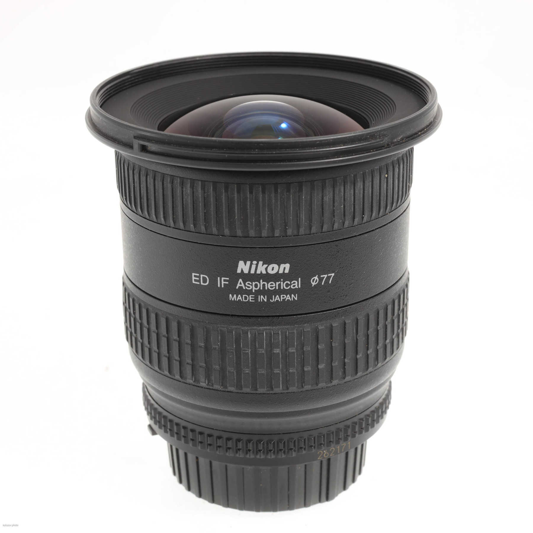 Nikon 18-35mm f/3.5-4.5 D ED AF Nikkor Nikon 18-35mm f/3.5-4.5 D ED AF Nikkor