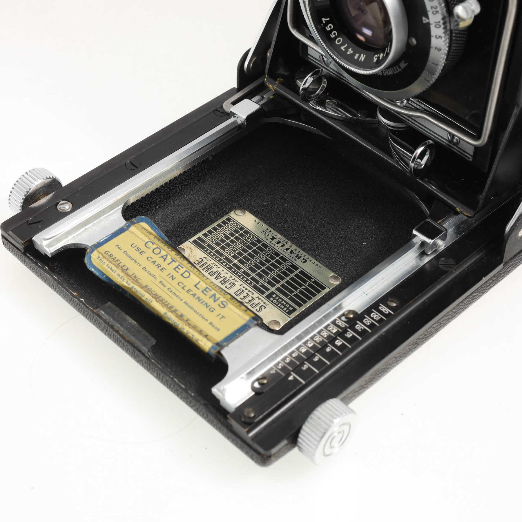 Graflex Speed Graphic 6x9 с объективом Optar 101mm f/4.5 Graflex Speed Graphic 6x9 с объективом Optar 101mm f/4.5