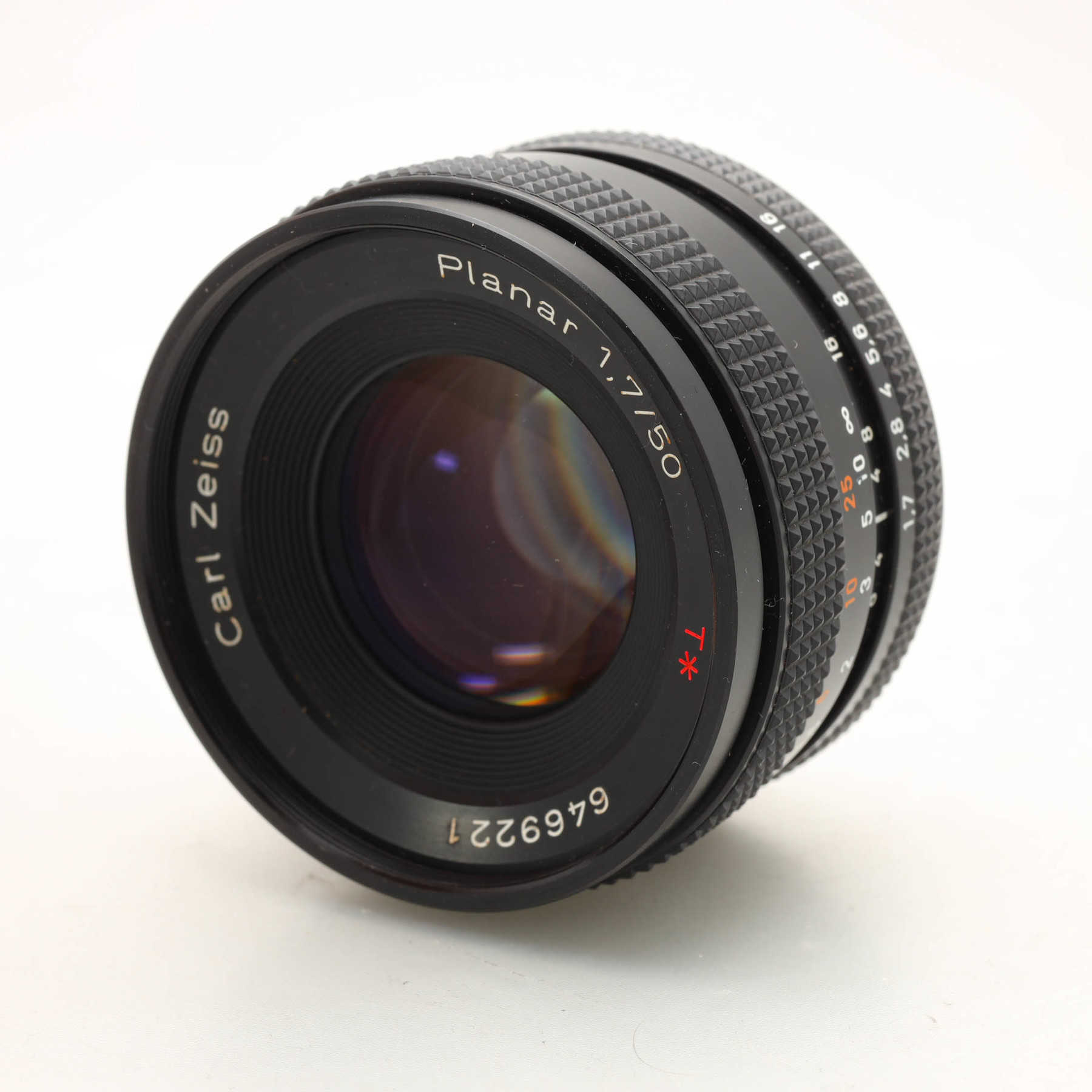 Contax S2 "60 Years" с объективом Zeiss 50mm f/1.7 Contax S2 "60 Years" с объективом Zeiss 50mm f/1.7