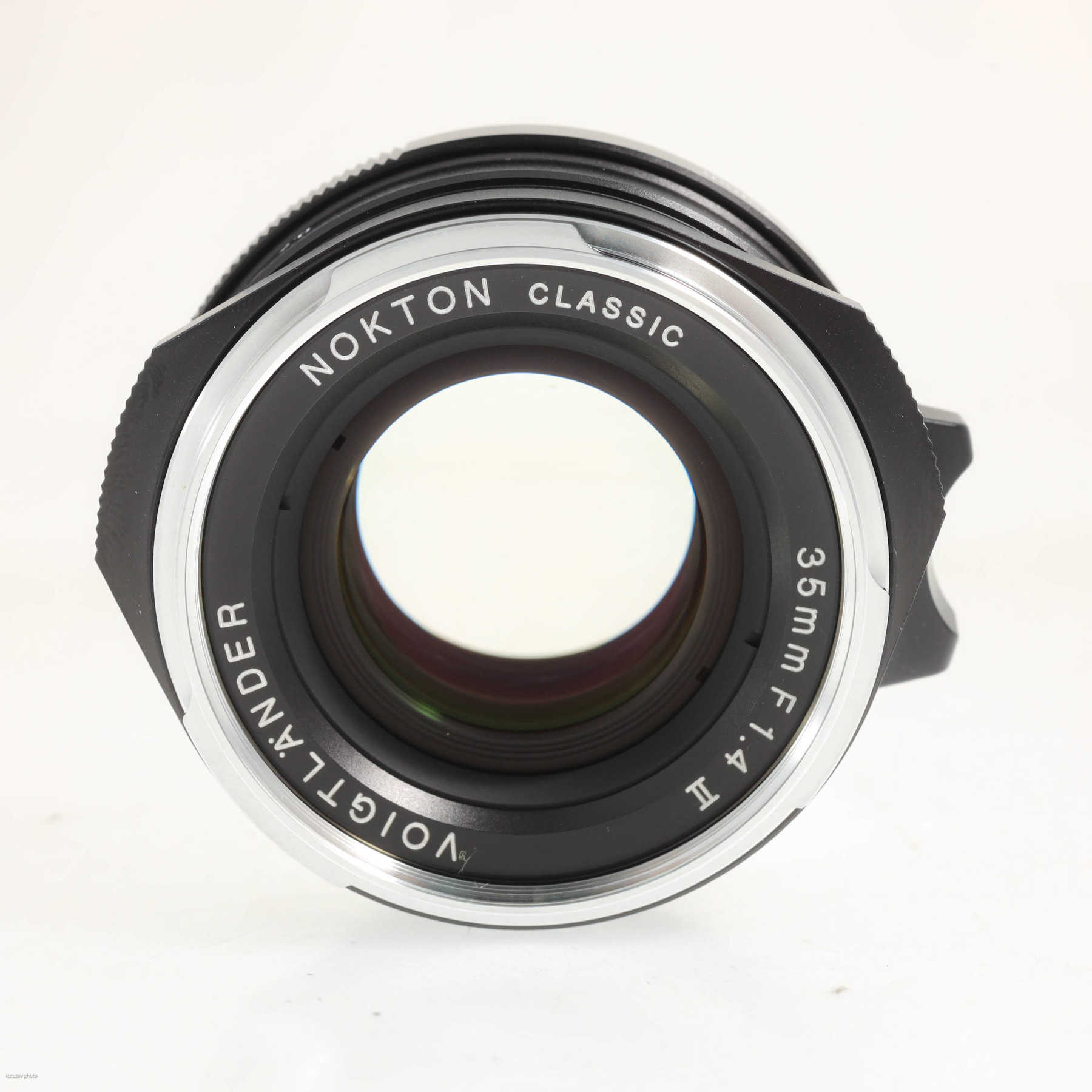 Voigtländer Nokton Classic 35mm f/1.4 II MC Voigtländer Nokton Classic 35mm f/1.4 II MC
