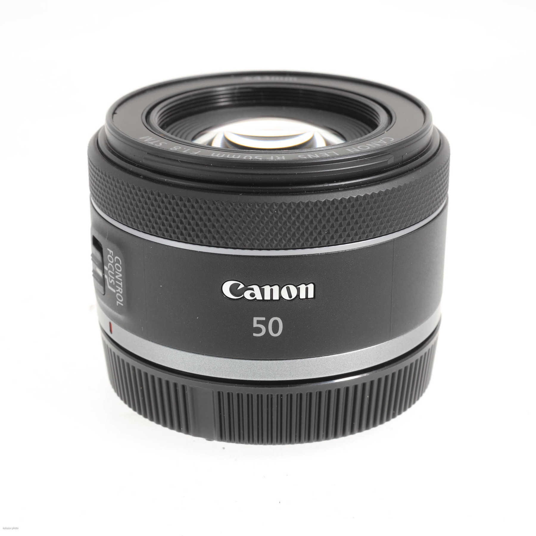 Canon RF 50mm f/1.8 STM Canon RF 50mm f/1.8 STM