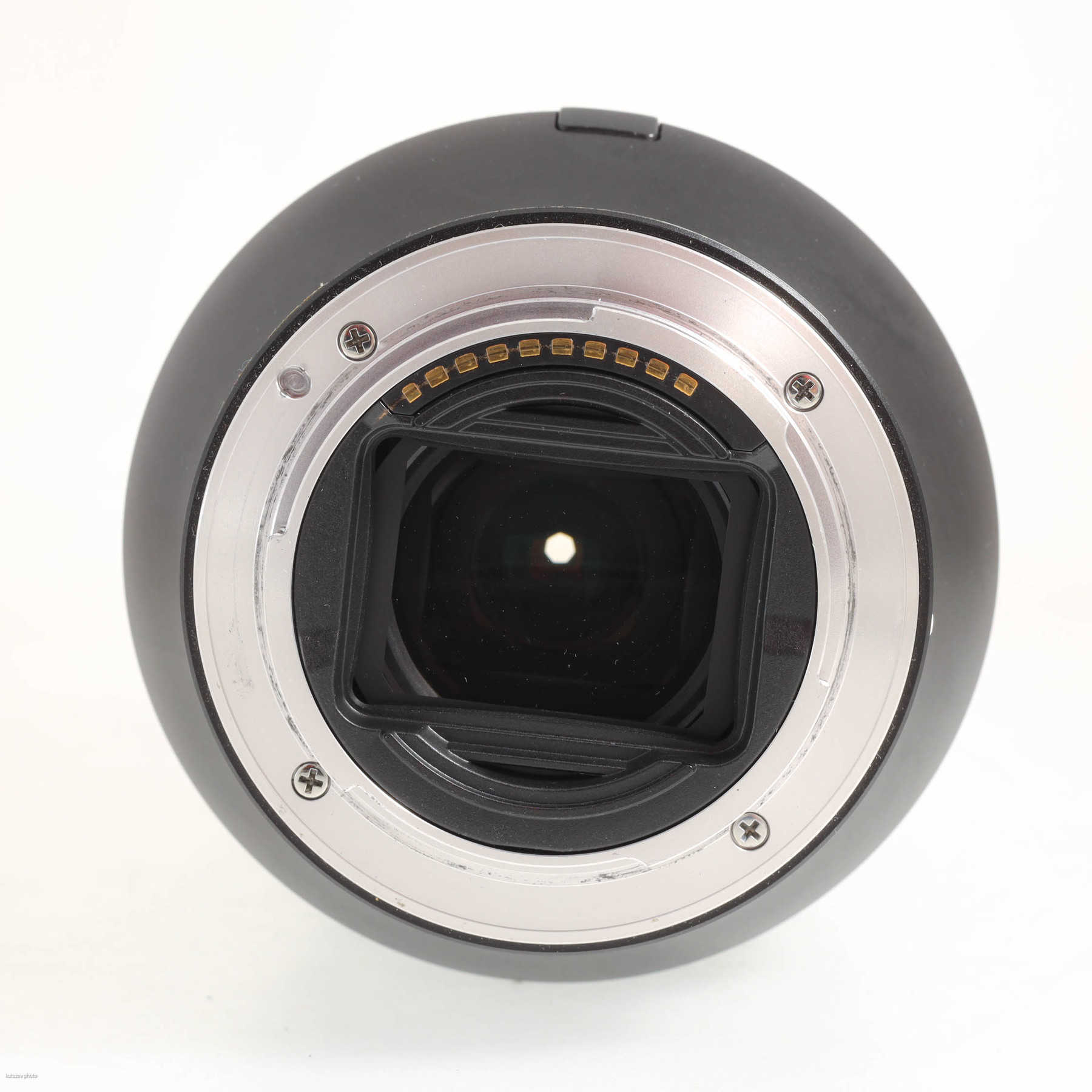 Sony FE 24-240mm f/3.5-6.3 Sony FE 24-240mm f/3.5-6.3