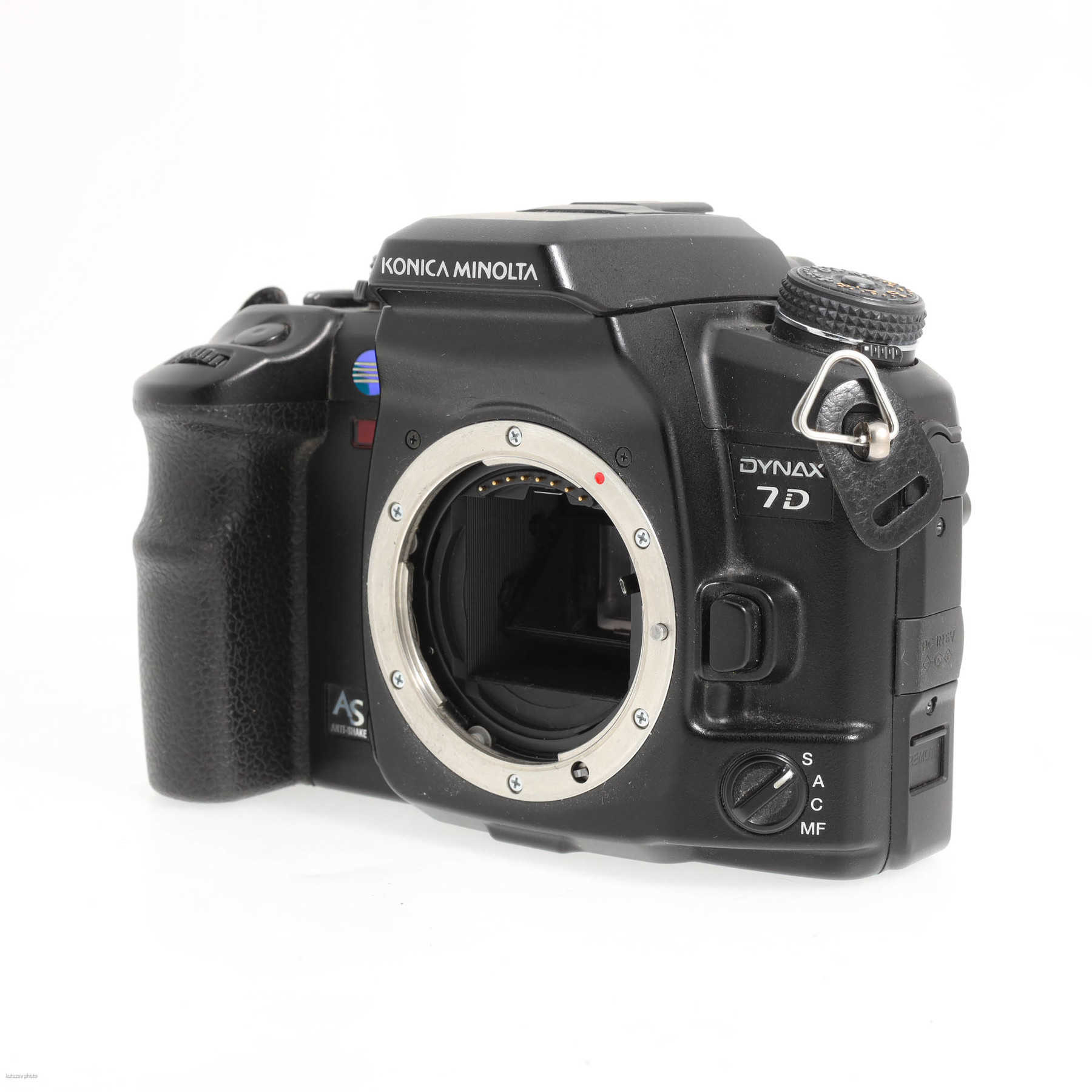 Minolta (Konica Minolta) Dynax 7D с вертикальной рукояткой Minolta (Konica Minolta) Dynax 7D с вертикальной рукояткой