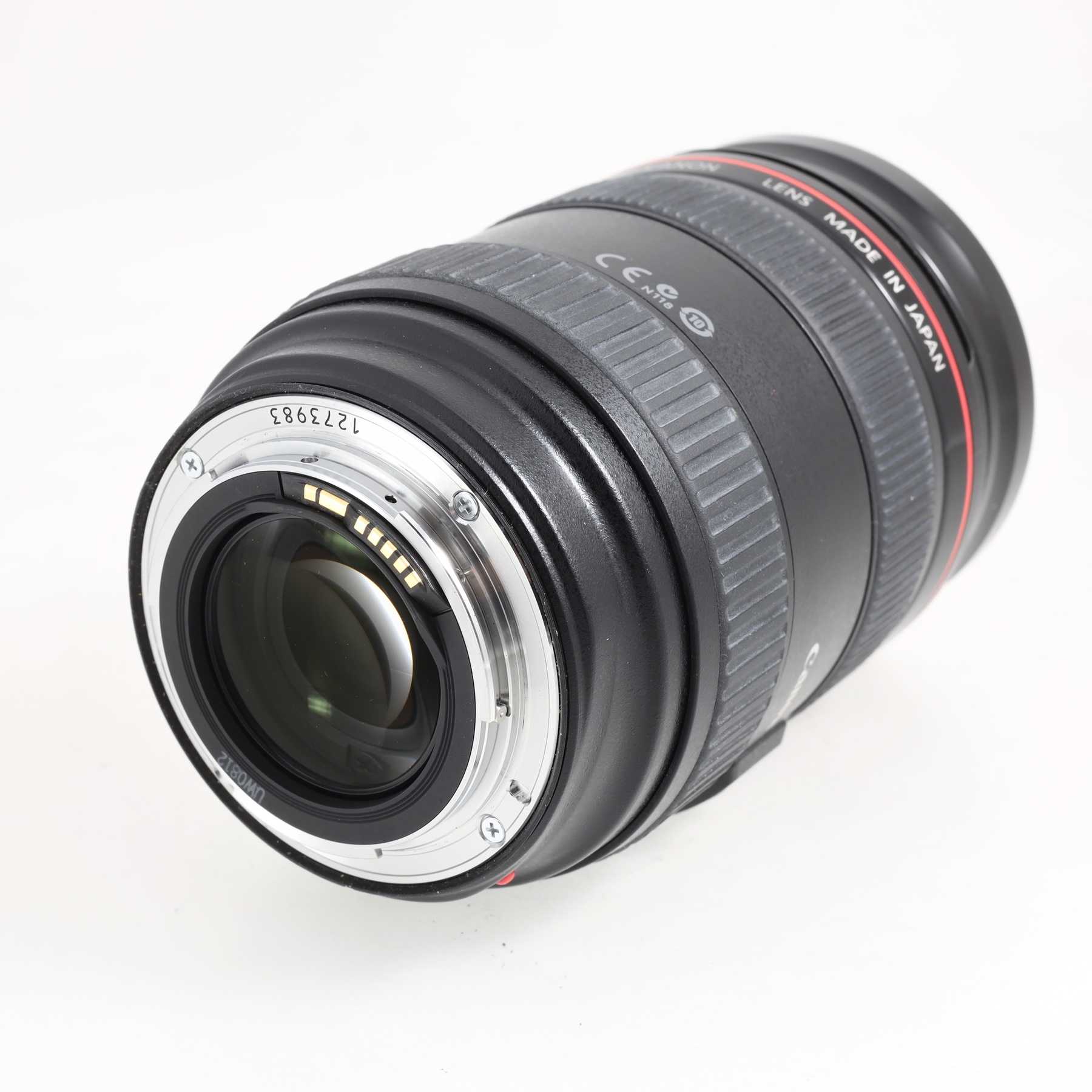 Canon EF 24-70mm f/2.8 L USM Canon EF 24-70mm f/2.8 L USM