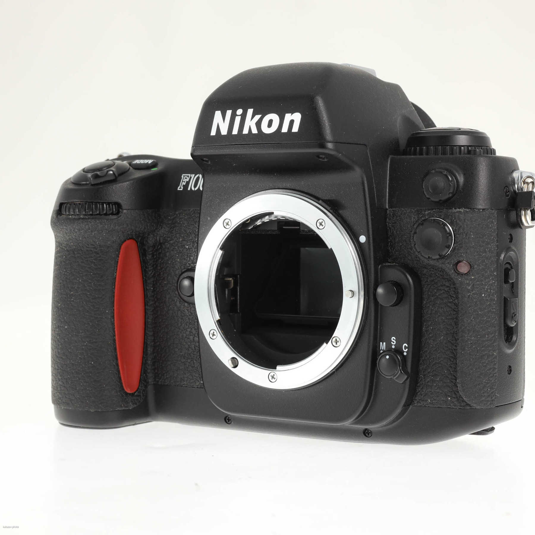 Nikon F100 Nikon F100