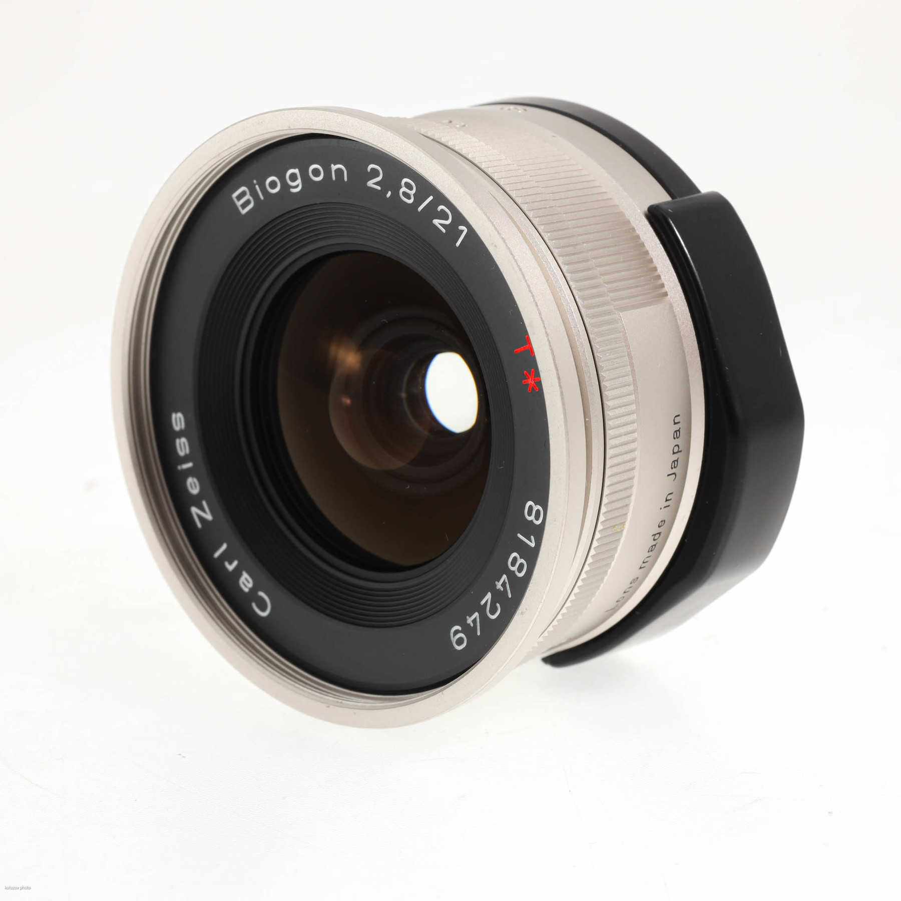 Contax G 21mm f/2.8 T* Carl Zeiss Biogon Contax G 21mm f/2.8 T* Carl Zeiss Biogon