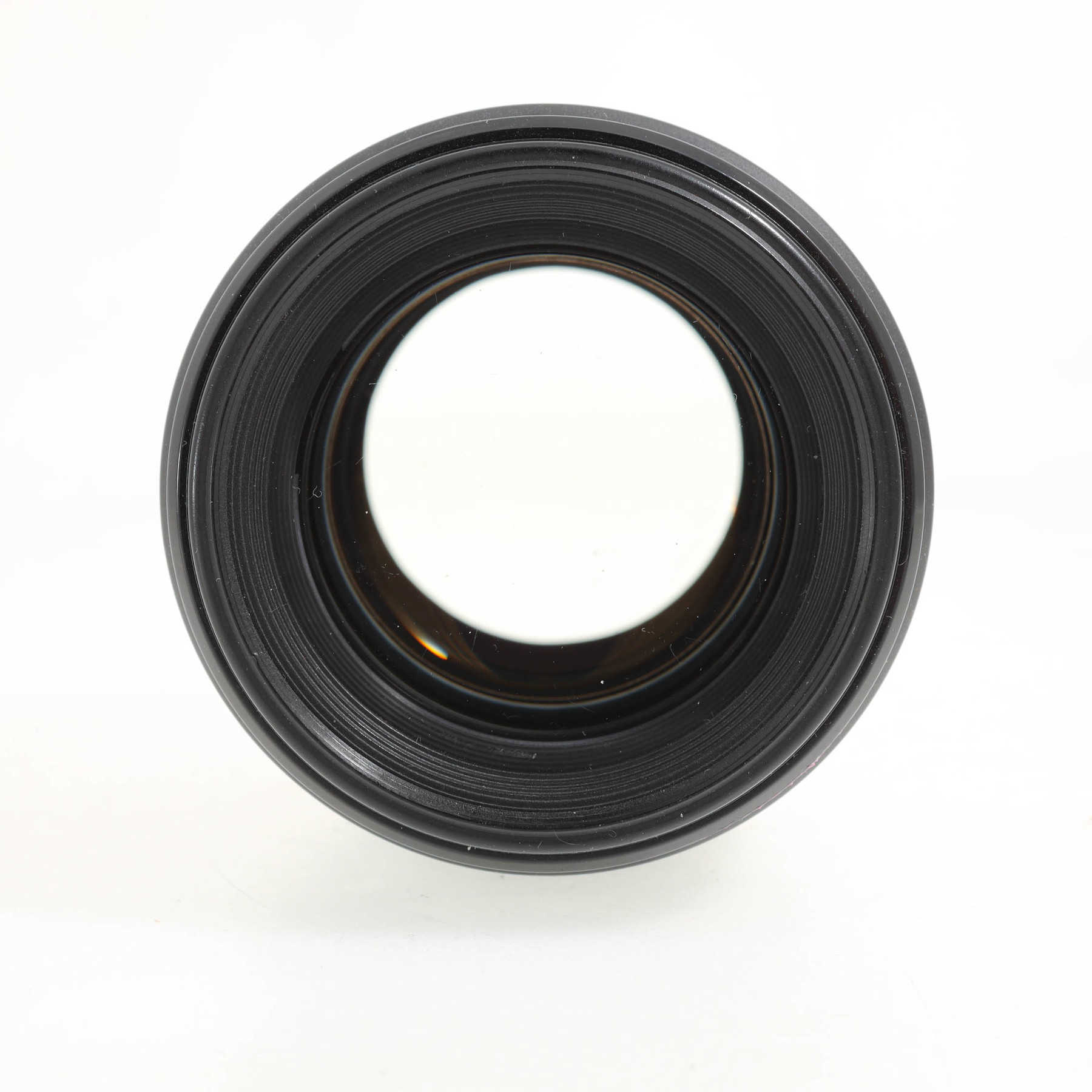 Canon EF 85mm f/1.8 USM Canon EF 85mm f/1.8 USM