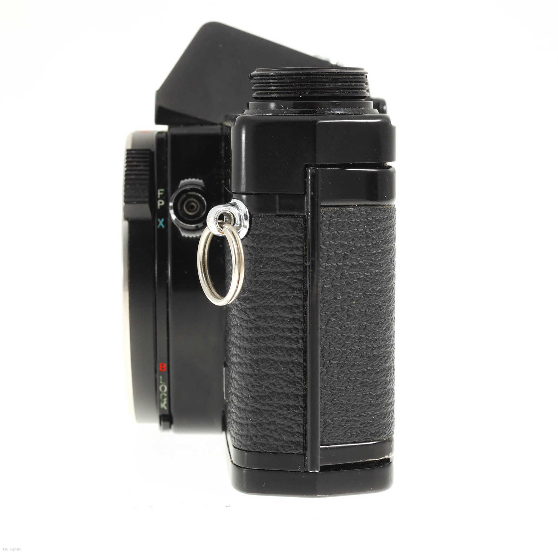 Olympus OM-2n с объективом 35-70mm f/4 S Zuiko MC и моторным приводом Winder 1 Olympus OM-2n с объективом 35-70mm f/4 S Zuiko MC и моторным приводом Winder 1
