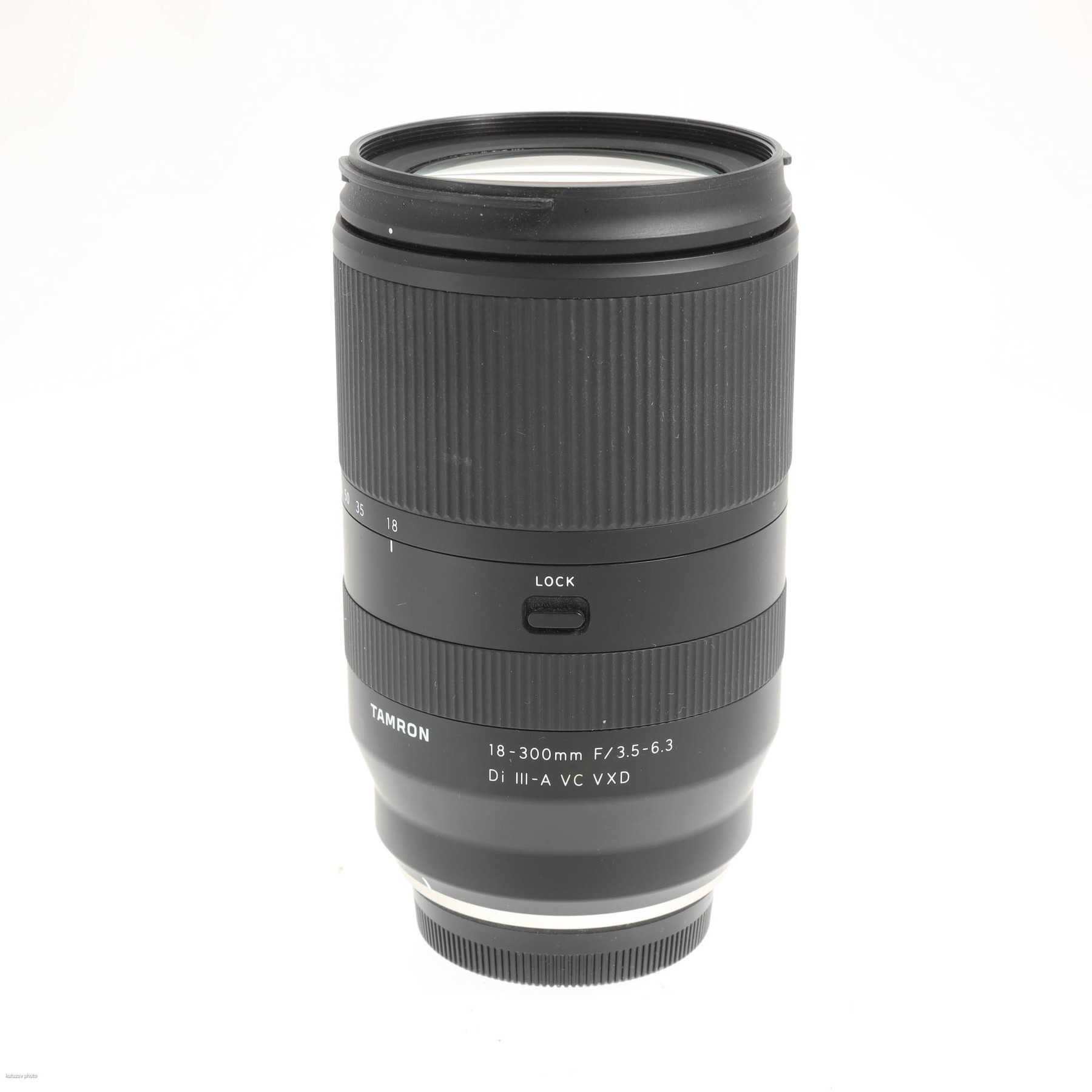 Tamron 18-300mm f/3.5-6.3 Di III-A VC VXD (Fujifilm X) Tamron 18-300mm f/3.5-6.3 Di III-A VC VXD (Fujifilm X)