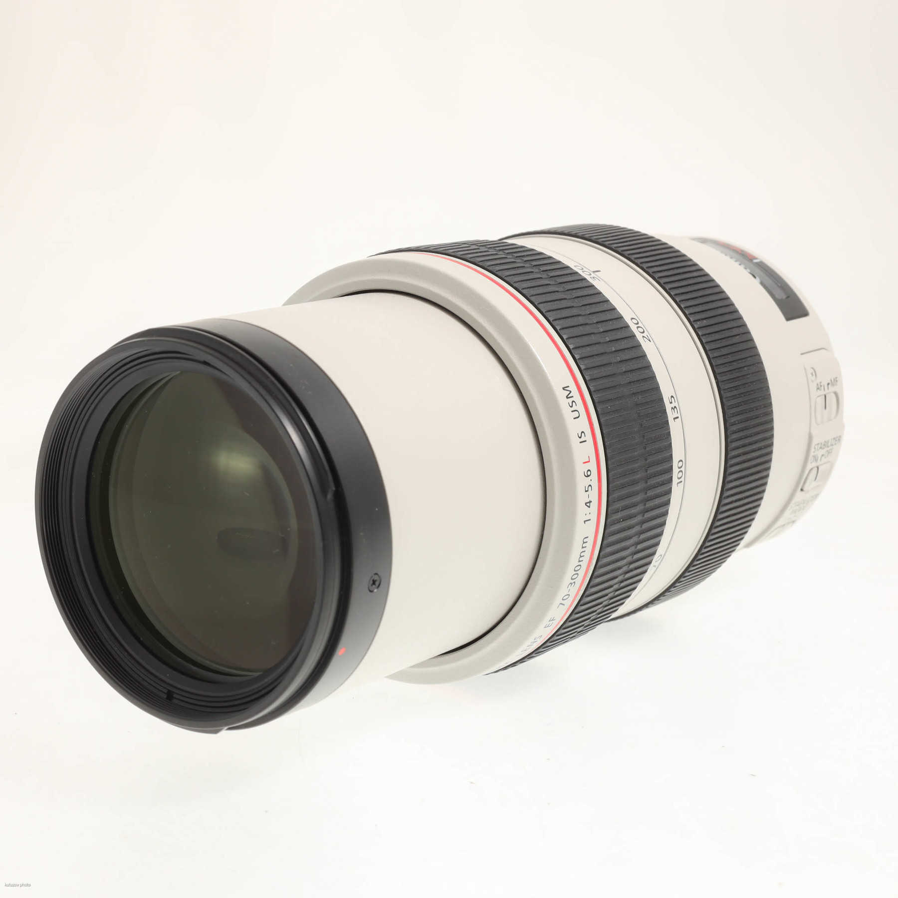 Canon EF 70-300mm f/4-5.6 L IS USM Canon EF 70-300mm f/4-5.6 L IS USM