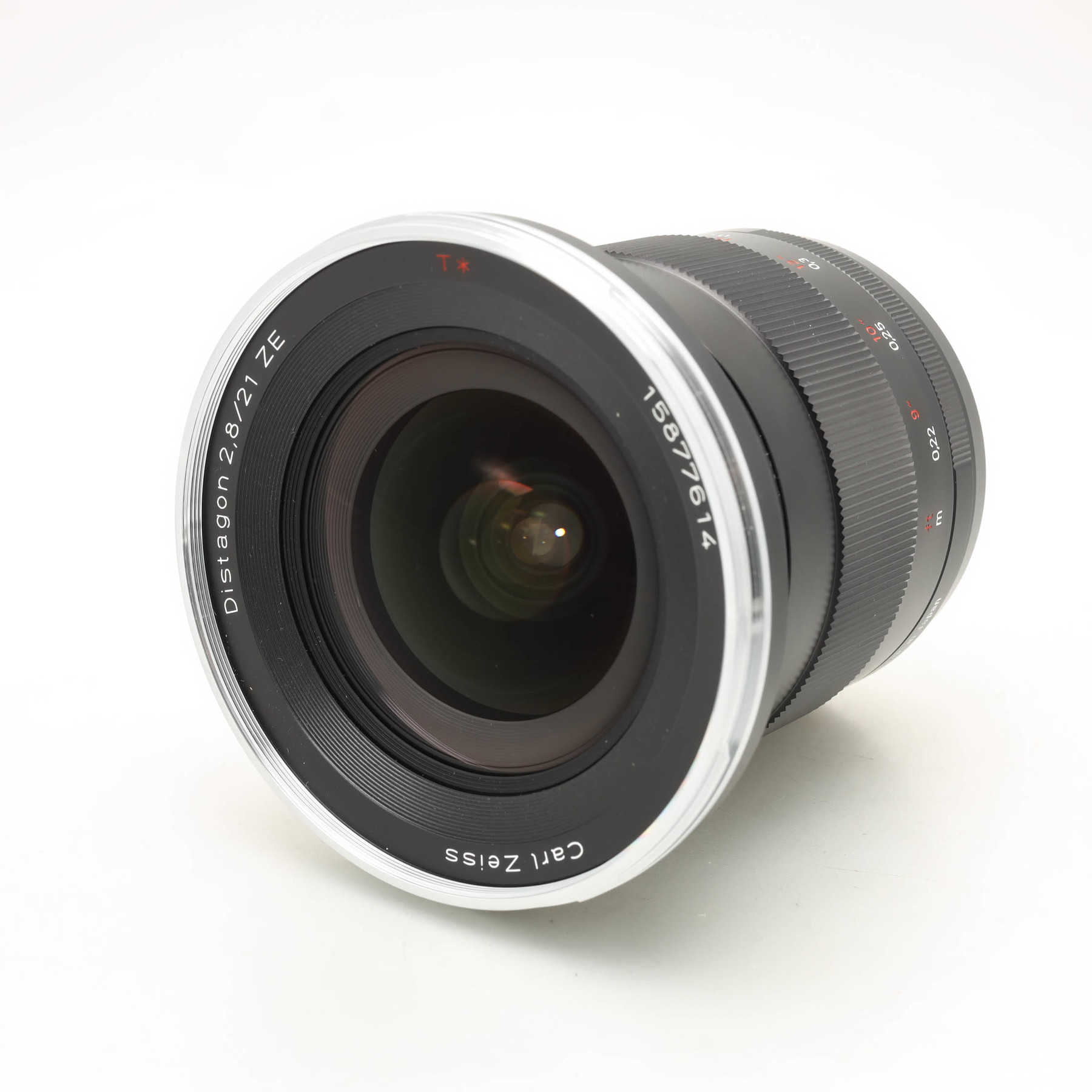 Zeiss 21mm f/2.8 T* ZE Distagon Zeiss 21mm f/2.8 T* ZE Distagon