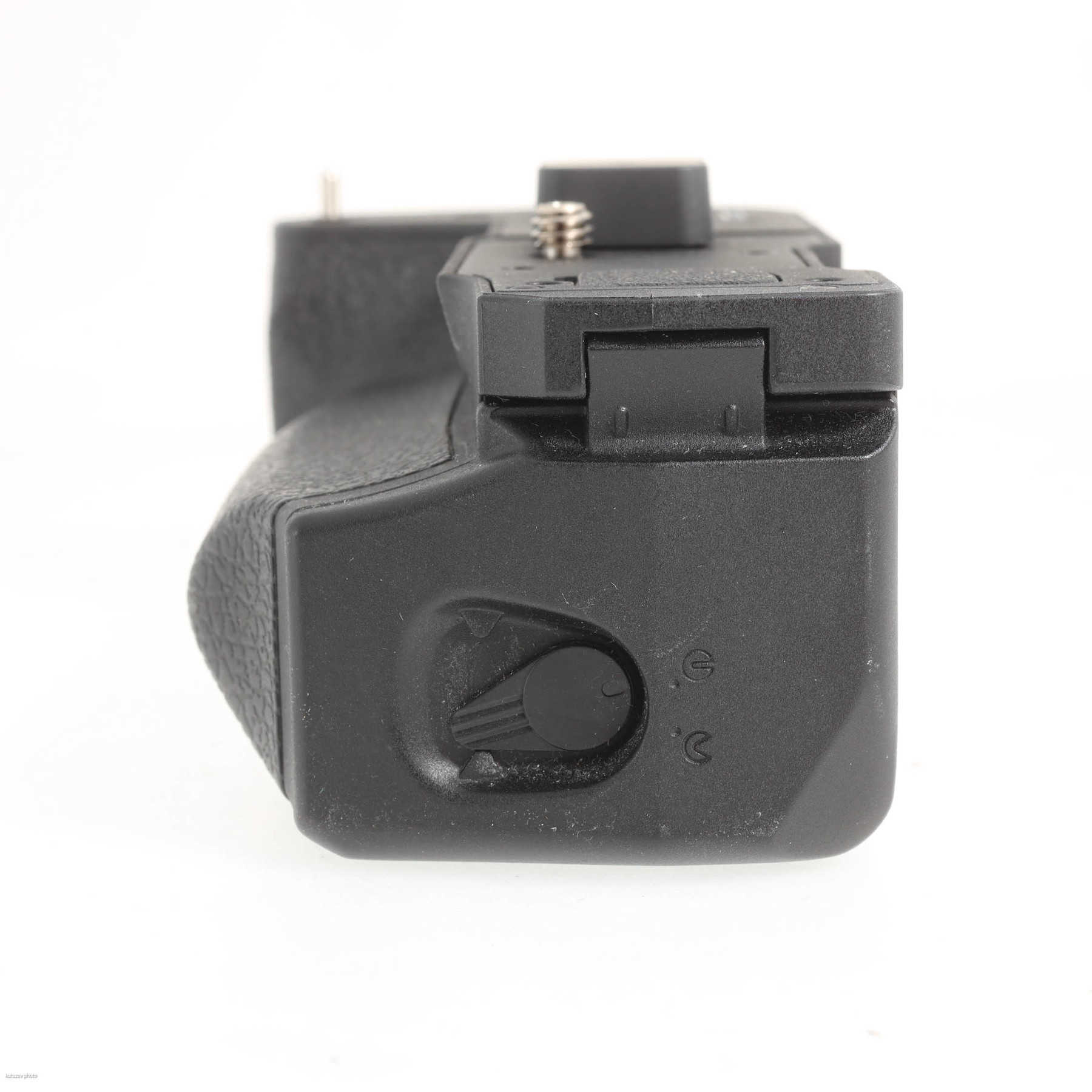 Olympus HLD-10 вертикальная питающая рукоятка Olympus HLD-10 вертикальная питающая рукоятка