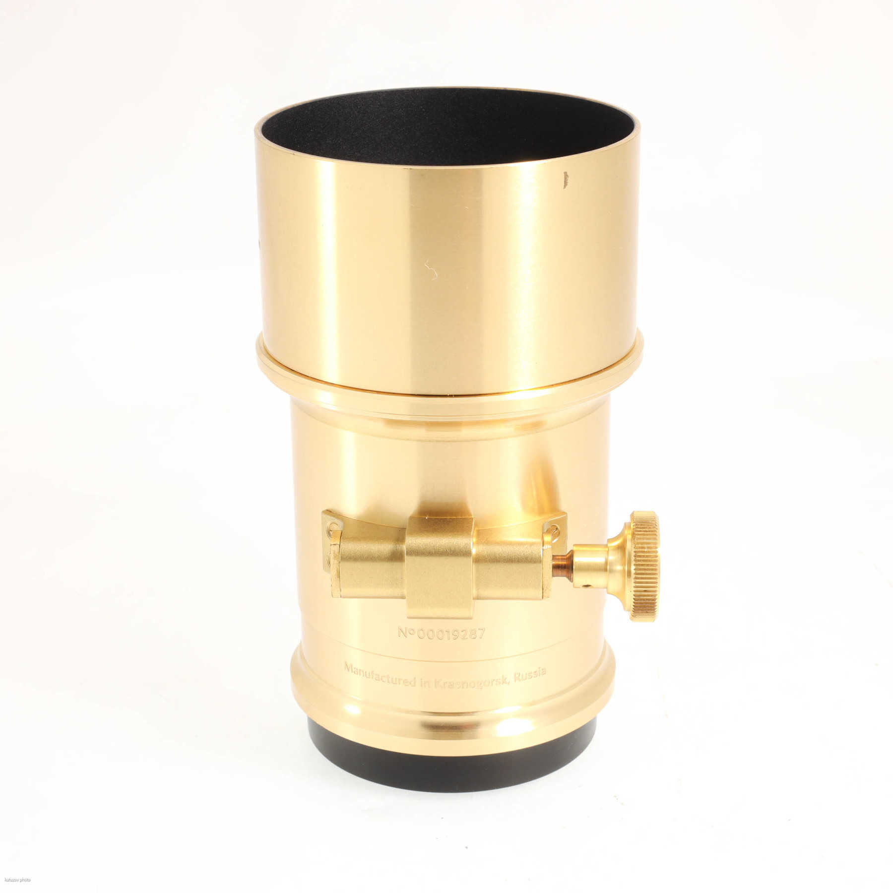 Зенит (КМЗ) 85mm f/2.2 New Petzval (Canon EF) Зенит (КМЗ) 85mm f/2.2 New Petzval (Canon EF)