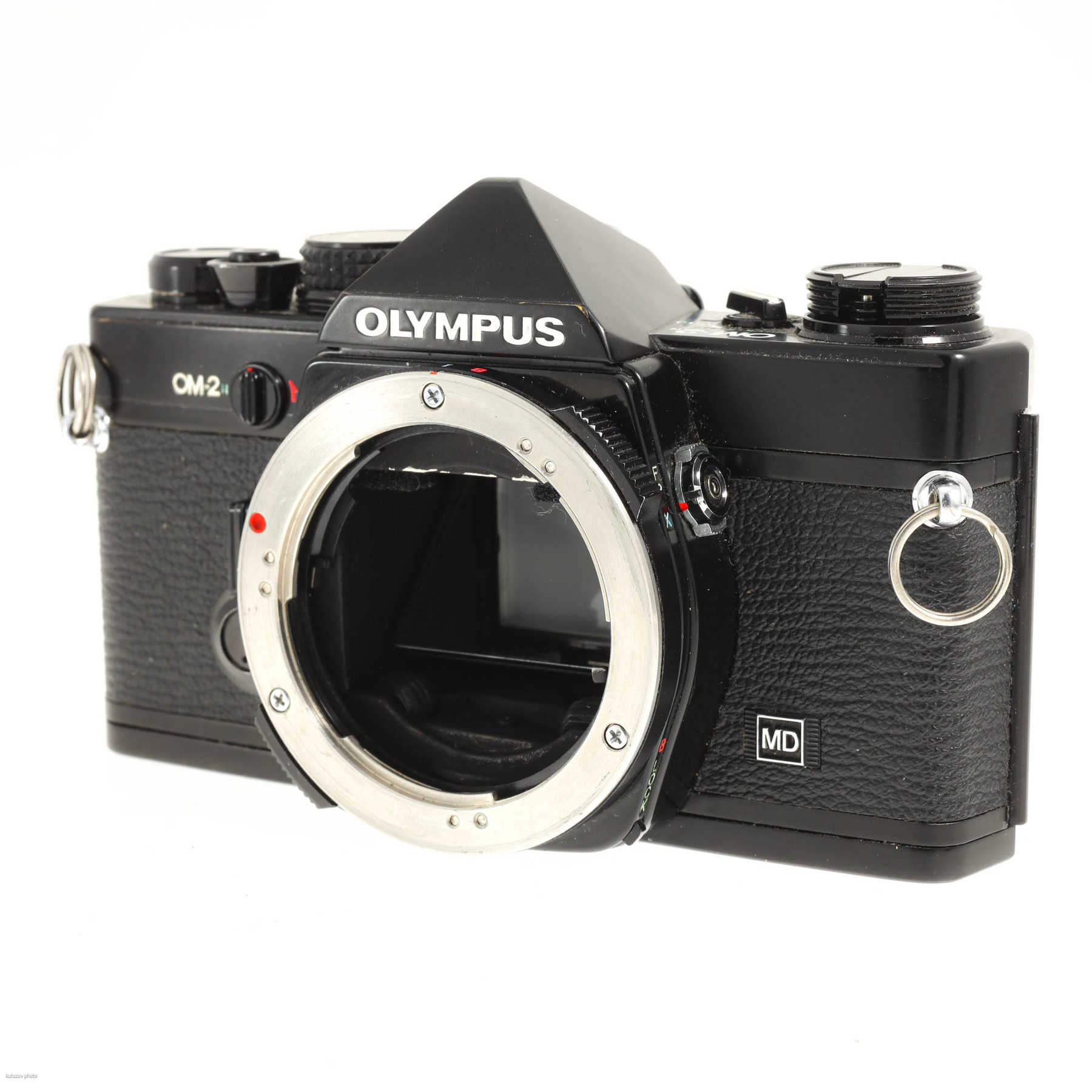 Olympus OM-2n с объективом 35-70mm f/4 S Zuiko MC и моторным приводом Winder 1 Olympus OM-2n с объективом 35-70mm f/4 S Zuiko MC и моторным приводом Winder 1