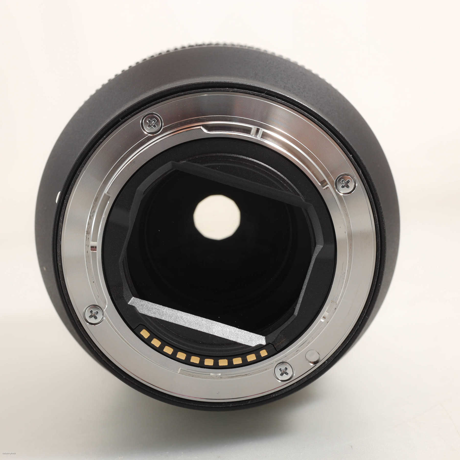 Sony FE 35mm f/1.4 GM Sony FE 35mm f/1.4 GM