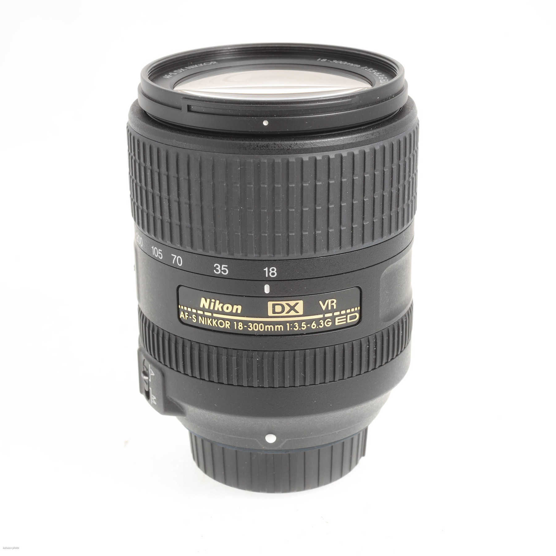 Nikon 18-300mm f/3.5-5.6 AF-S Nikkor DX ED VR Nikon 18-300mm f/3.5-5.6 AF-S Nikkor DX ED VR