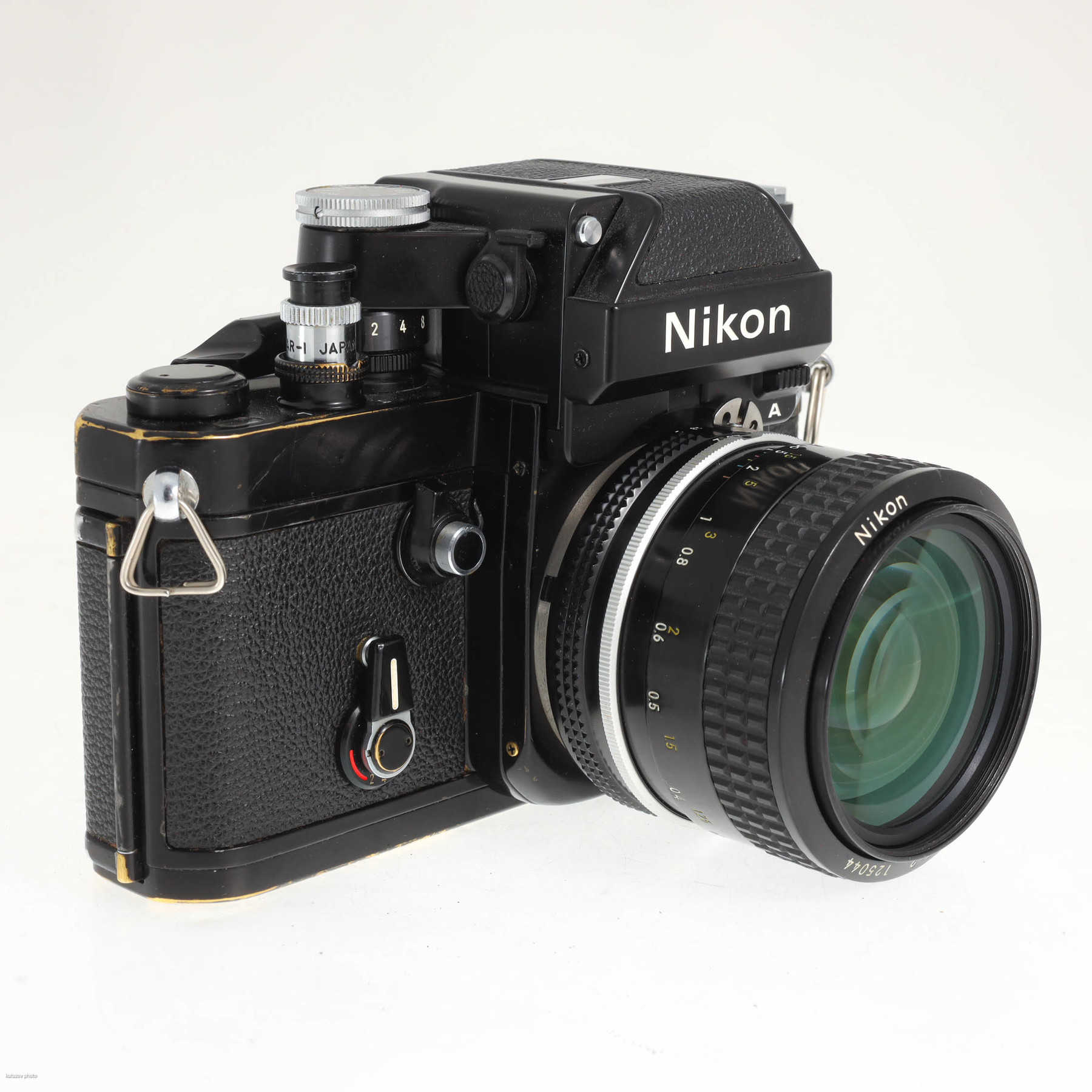 Nikon F2A black с объективом 35mm f/2 Nikkor Ai Nikon F2A black с объективом 35mm f/2 Nikkor Ai