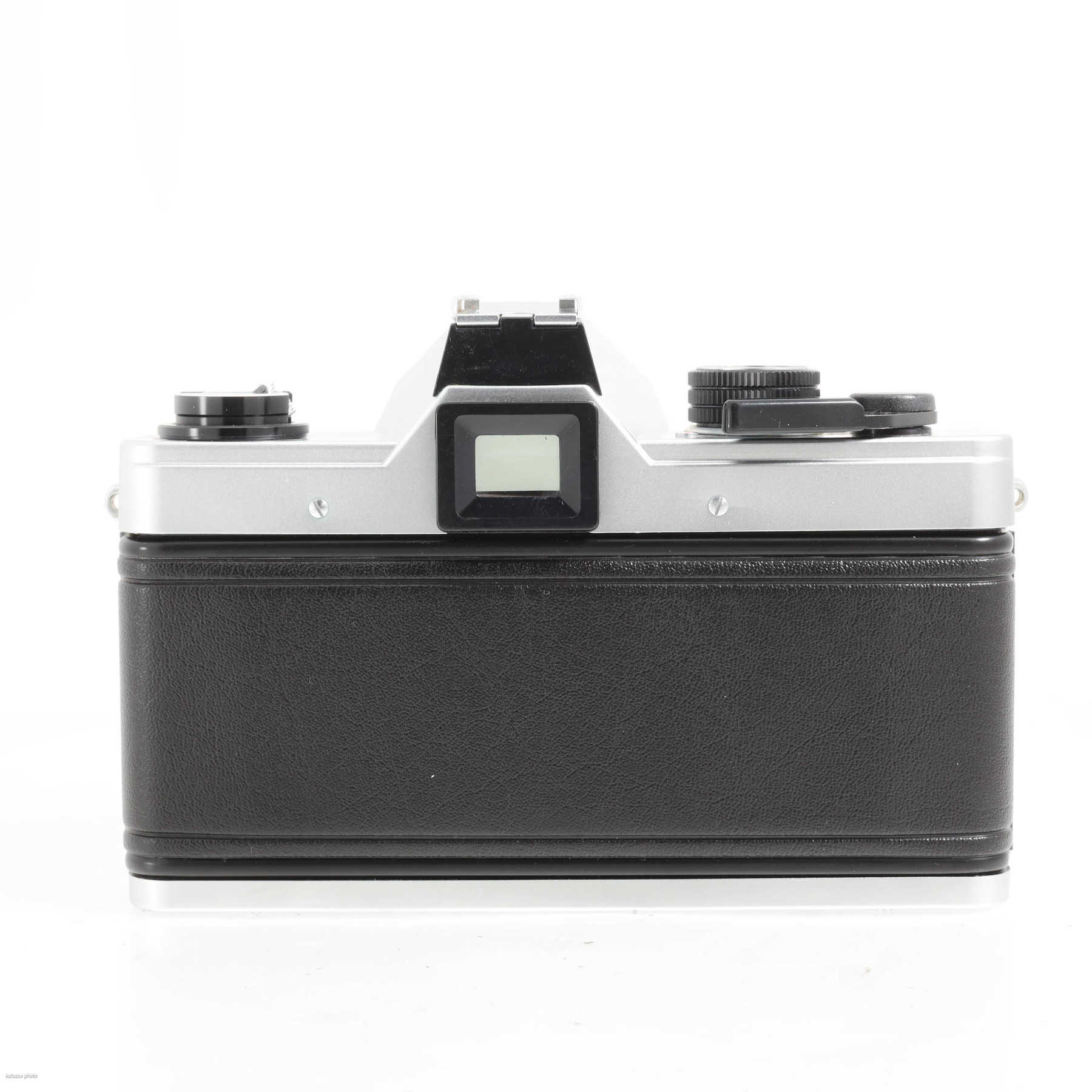 Pentacon Praktica MTL 5 B с объективом 50mm f/1.8 Carl Zeiss Jena Pancolar MC auto Pentacon Praktica MTL 5 B с объективом 50mm f/1.8 Carl Zeiss Jena Pancolar MC auto