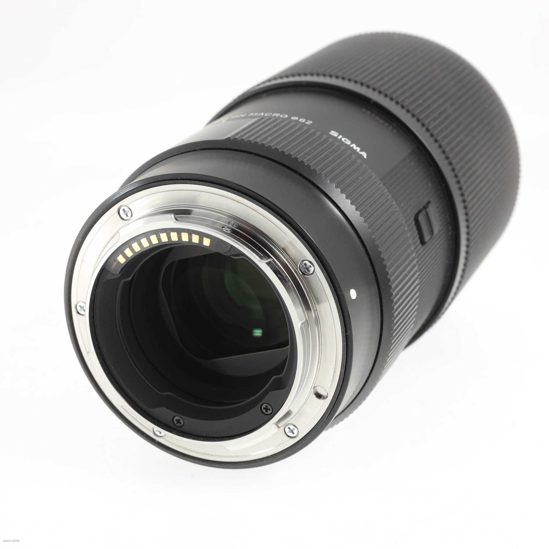 Sigma 105mm f/2.8 DG DN Macro (L-mount) Sigma 105mm f/2.8 DG DN Macro (L-mount)