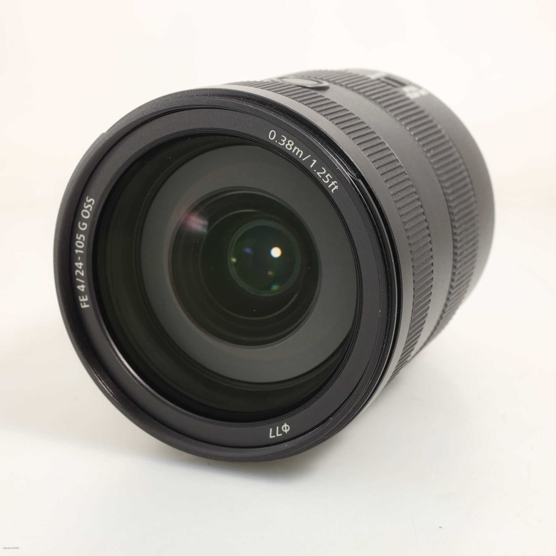 Sony FE 24-105mm f/4 G OSS Sony FE 24-105mm f/4 G OSS