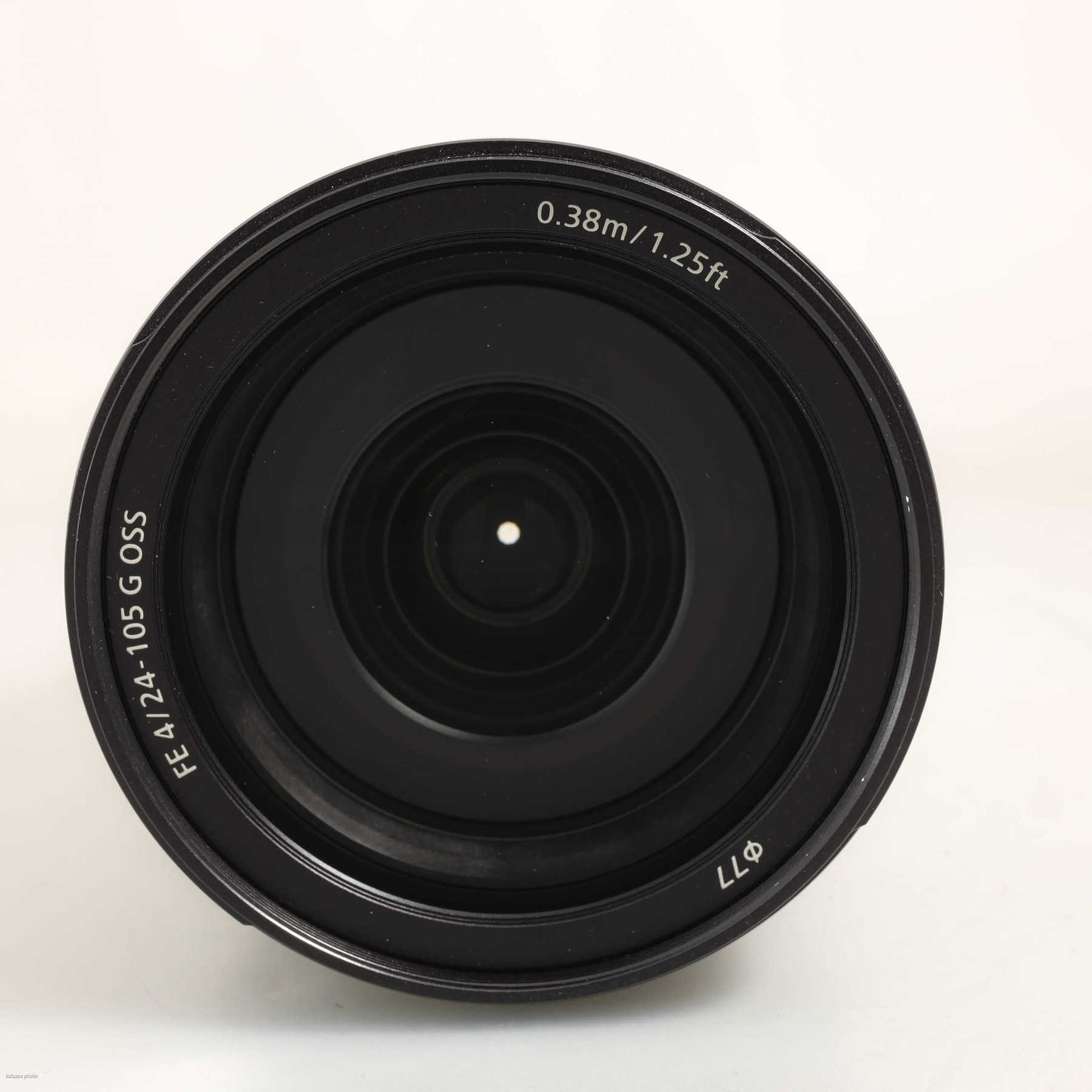 Sony FE 24-105mm f/4 G OSS Sony FE 24-105mm f/4 G OSS