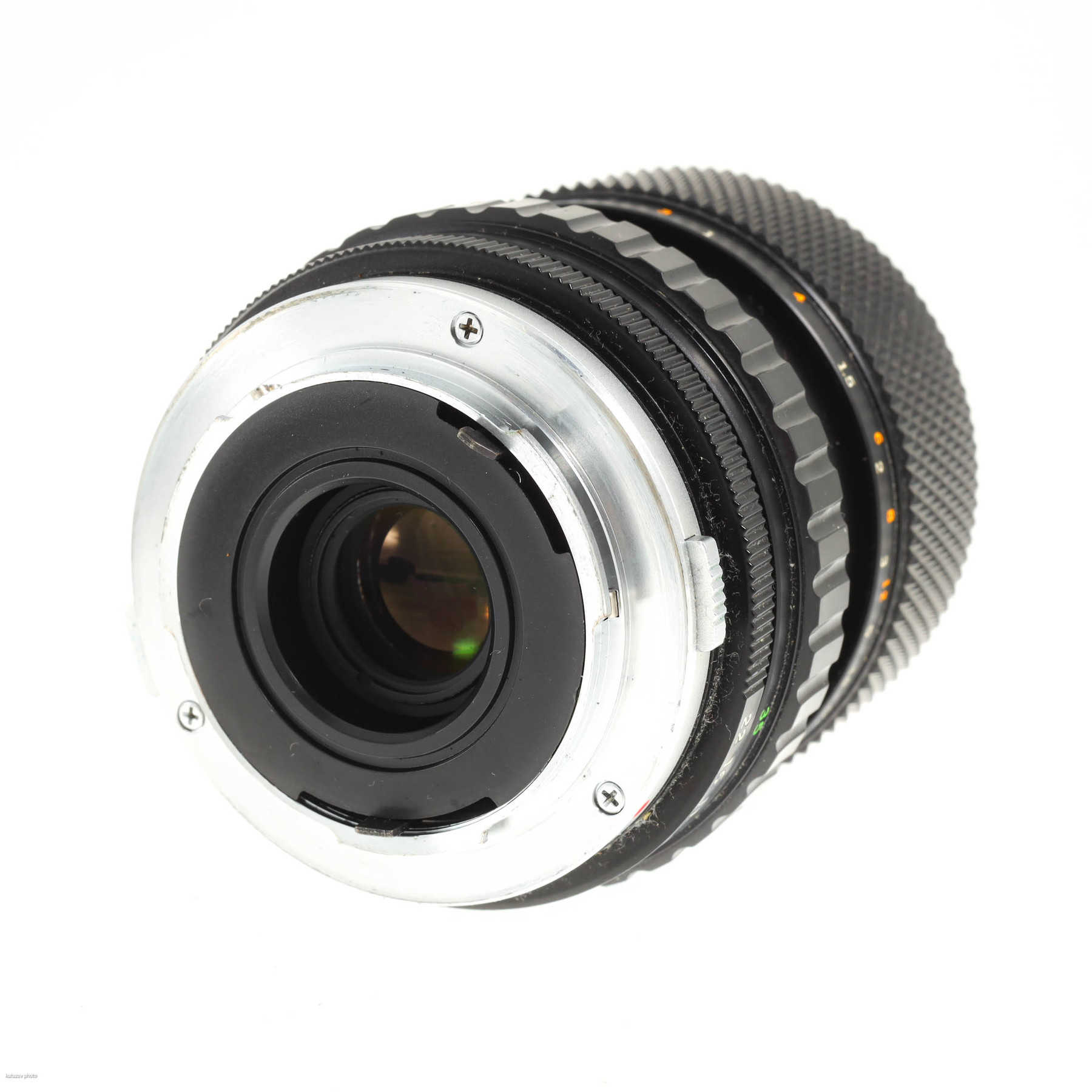 Olympus OM-2n с объективом 35-70mm f/4 S Zuiko MC и моторным приводом Winder 1 Olympus OM-2n с объективом 35-70mm f/4 S Zuiko MC и моторным приводом Winder 1