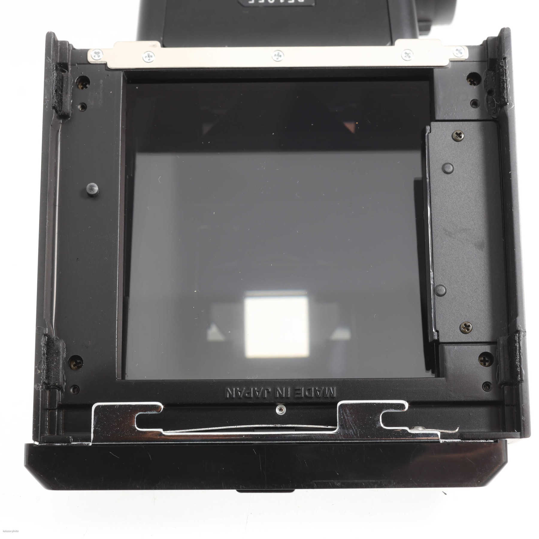 Mamiya призменный видоискатель с замером PD Prism Finder Mamiya призменный видоискатель с замером PD Prism Finder
