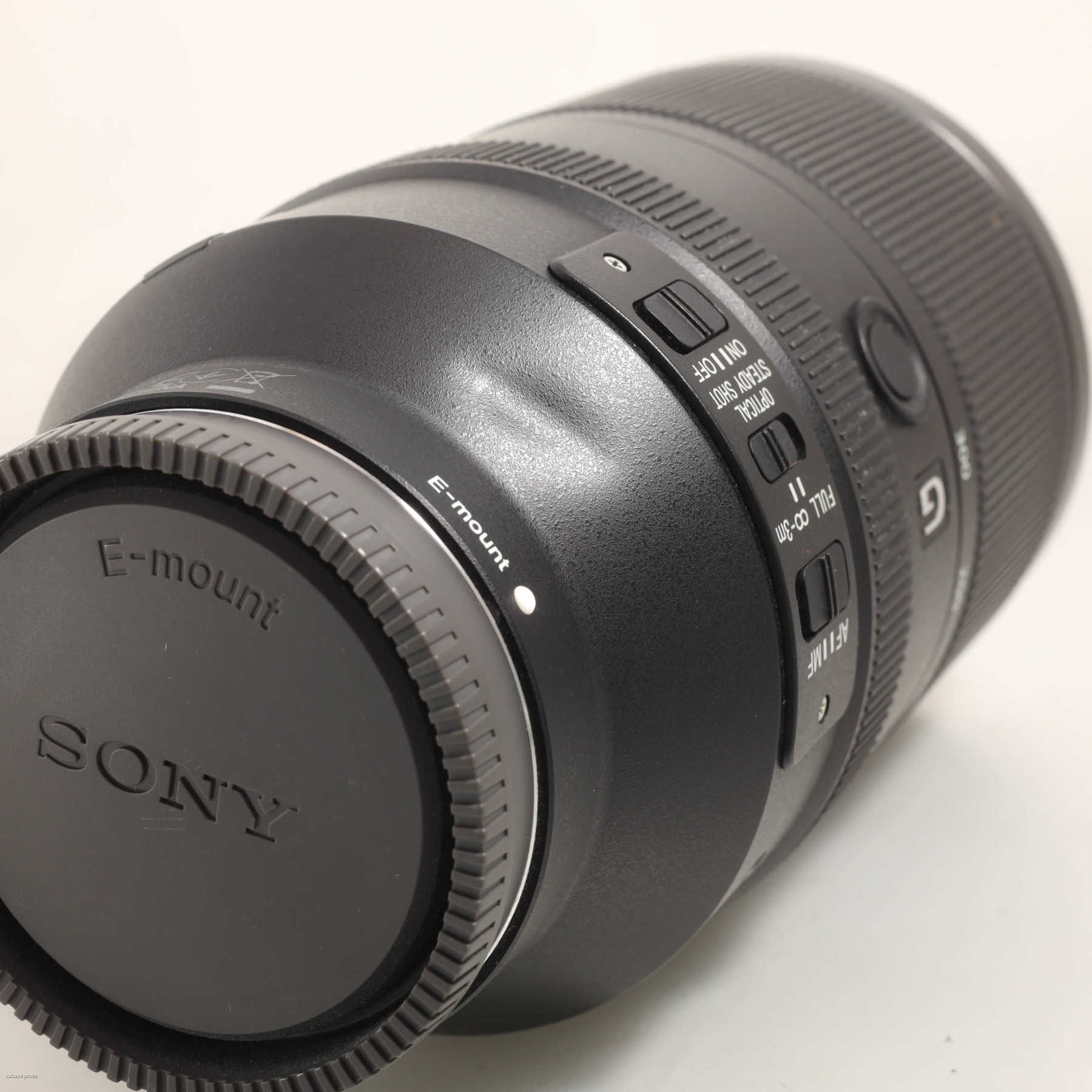 Sony 70-300mm f/4.5-5.6 G OSS FE Sony 70-300mm f/4.5-5.6 G OSS FE