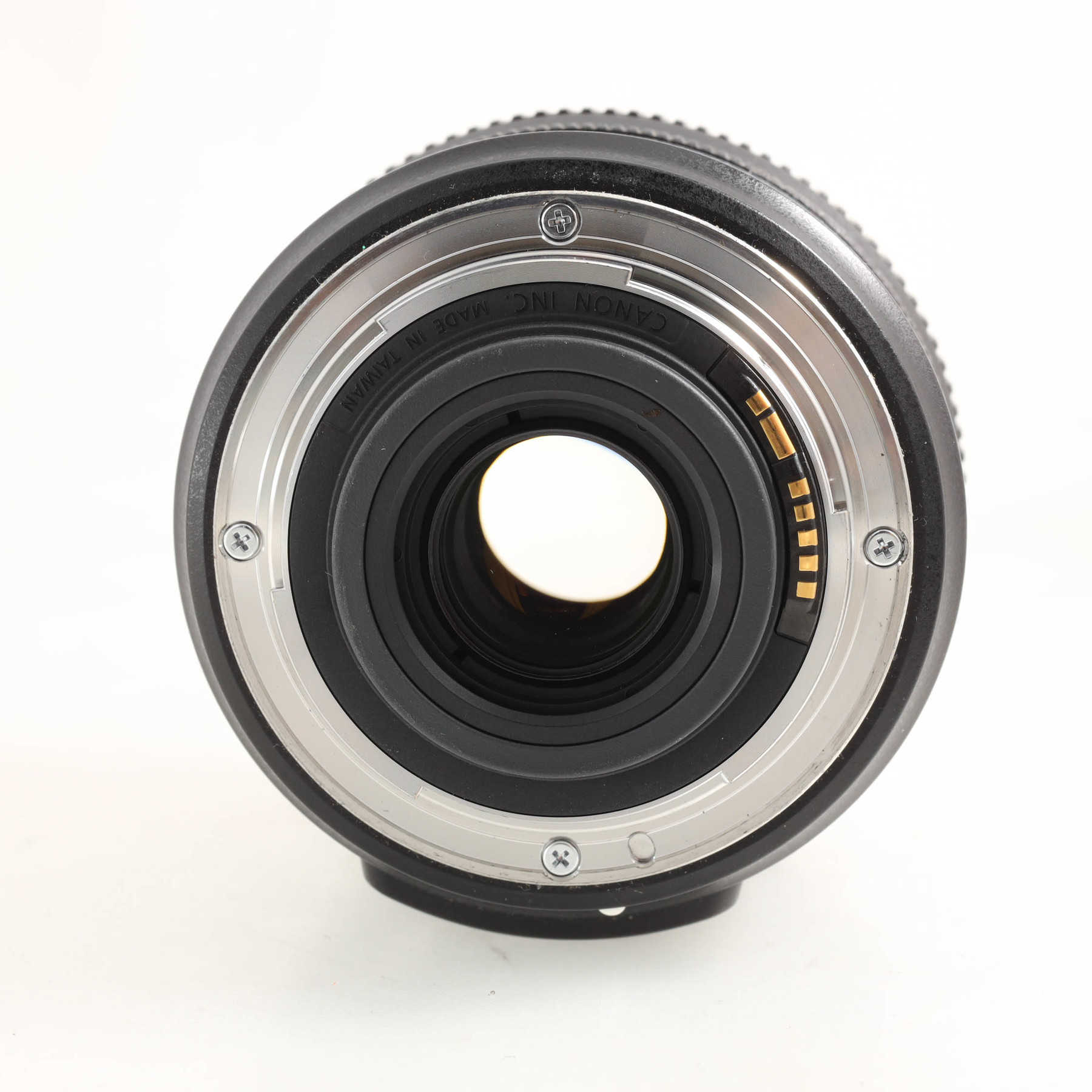 Canon EF-S 15-85mm f/3.5-5.6 IS USM Canon EF-S 15-85mm f/3.5-5.6 IS USM