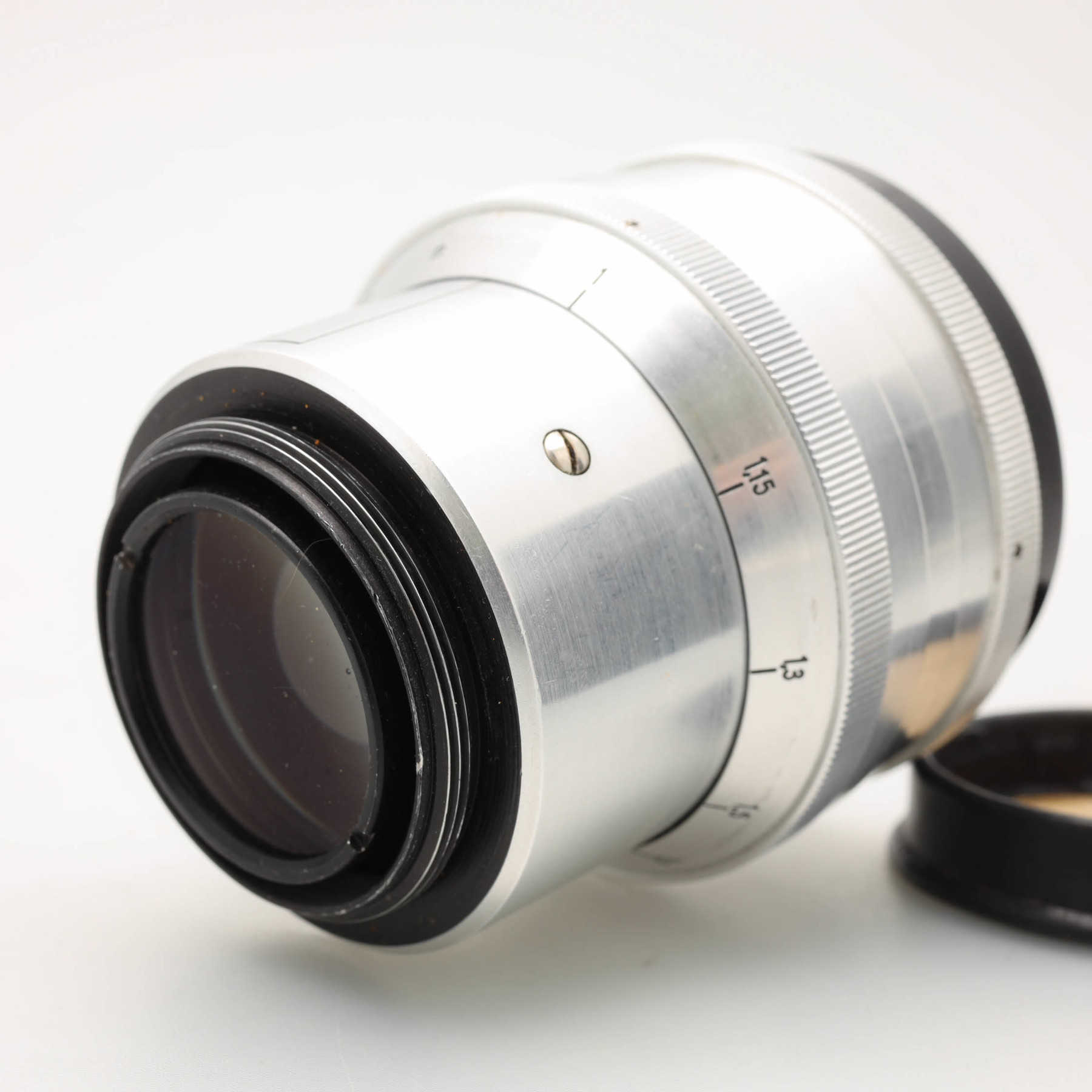 Carl Zeiss Jena 75mm (7.5cm) f/1.5 Biotar T (M42) Carl Zeiss Jena 75mm (7.5cm) f/1.5 Biotar T (M42)