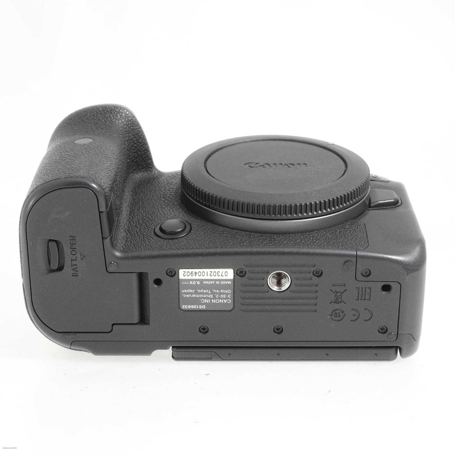 Canon EOS R6 Canon EOS R6
