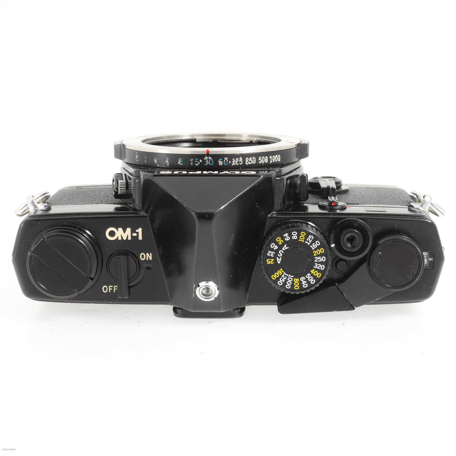 Olympus OM-1 с объективом 50mm f/1.4 G.Zuiko Auto-S Olympus OM-1 с объективом 50mm f/1.4 G.Zuiko Auto-S