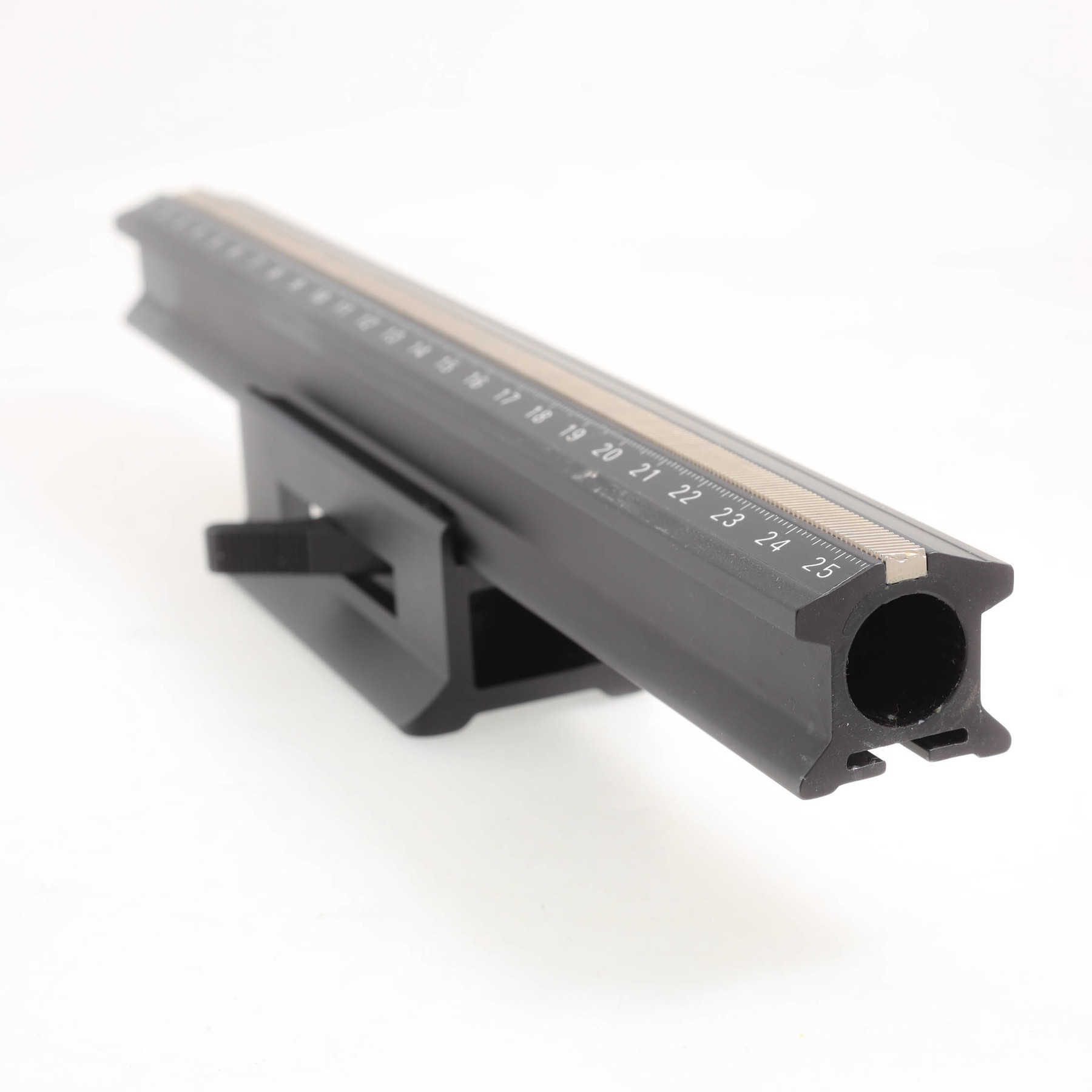 Arca-Swiss рельс 25 см Arca-Swiss рельс 25 см