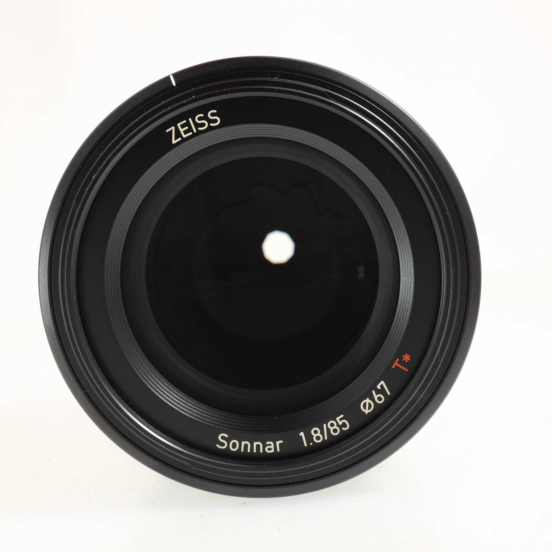 Zeiss 85mm f/1.8 Batis Zeiss 85mm f/1.8 Batis