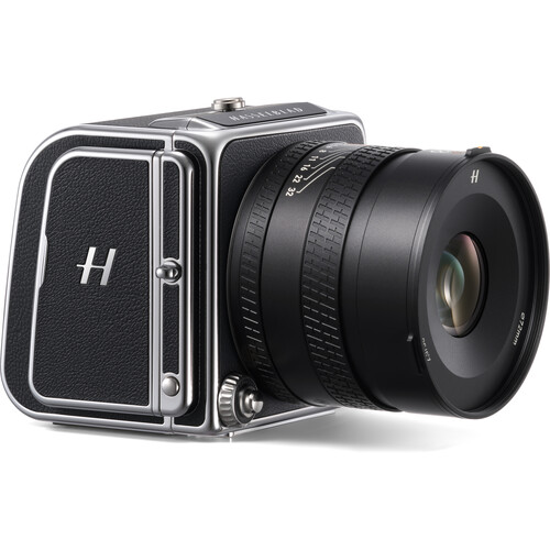 Hasselblad 907X & CFV 100C