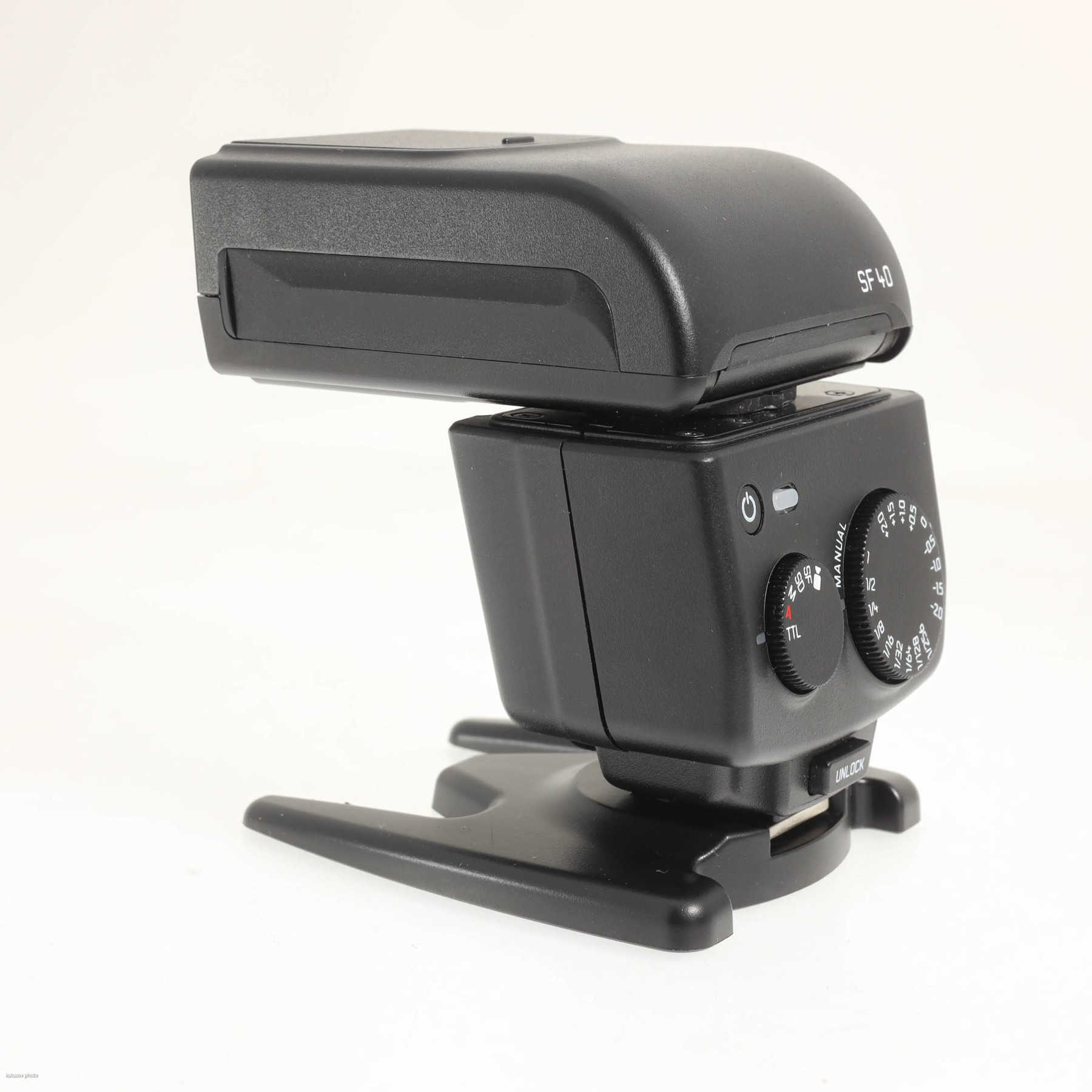 Leica вспышка SF-40 Leica вспышка SF-40