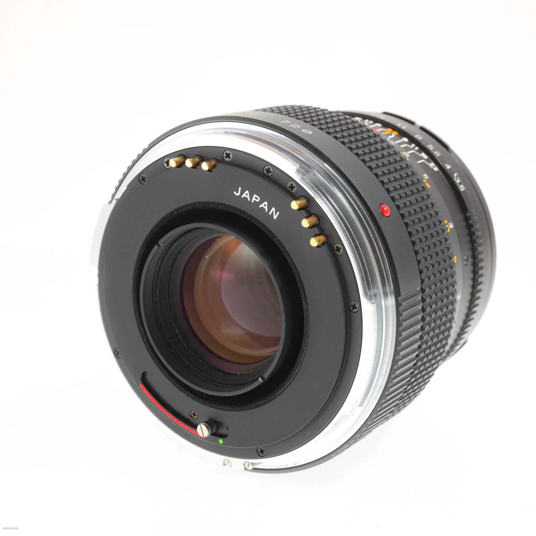 Bronica GS-1 с объективом 100mm f/3.5 Zenzanon-PG Bronica GS-1 с объективом 100mm f/3.5 Zenzanon-PG