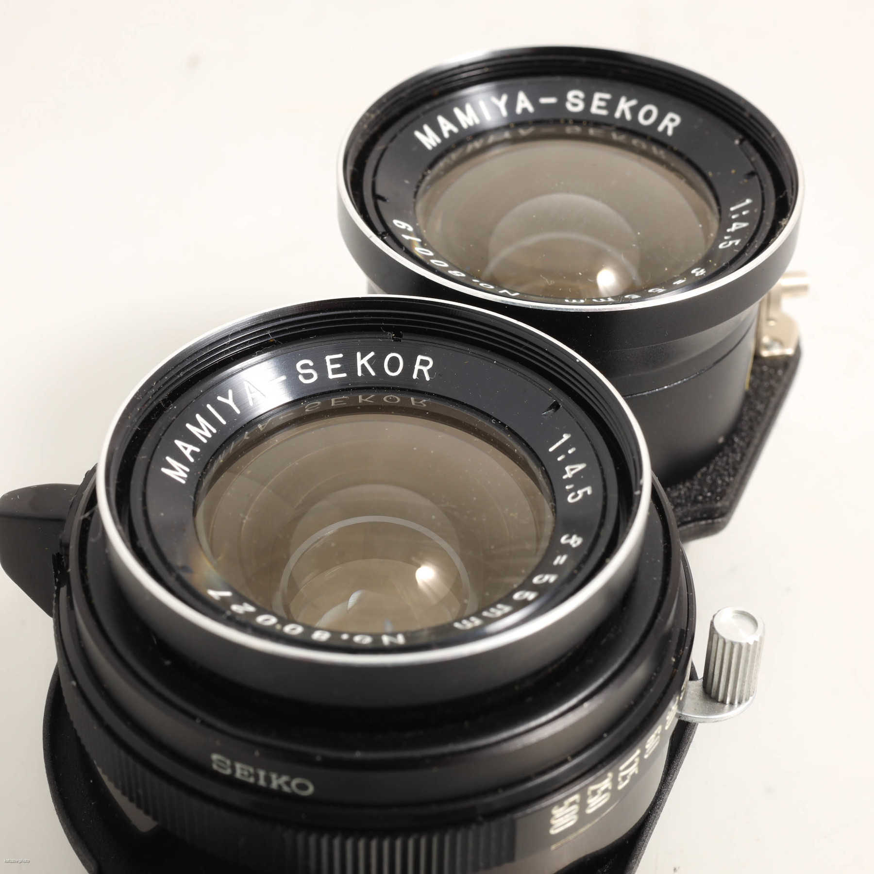 Mamiya 55mm f/4.5 Mamiya-Sekor (330) Mamiya 55mm f/4.5 Mamiya-Sekor (330)