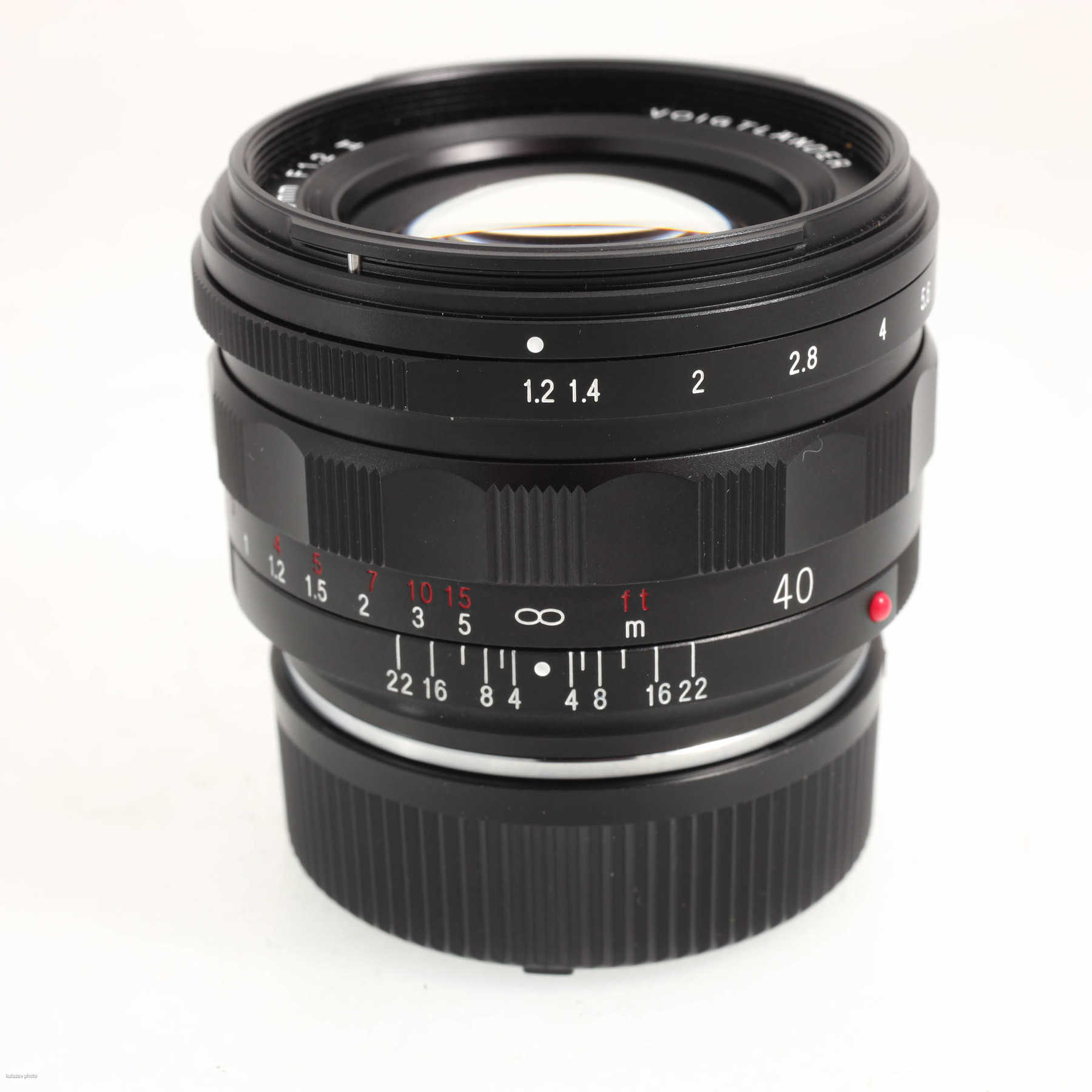 Voigtländer 40mm f/1.2 II Nokton Aspherical Voigtländer 40mm f/1.2 II Nokton Aspherical
