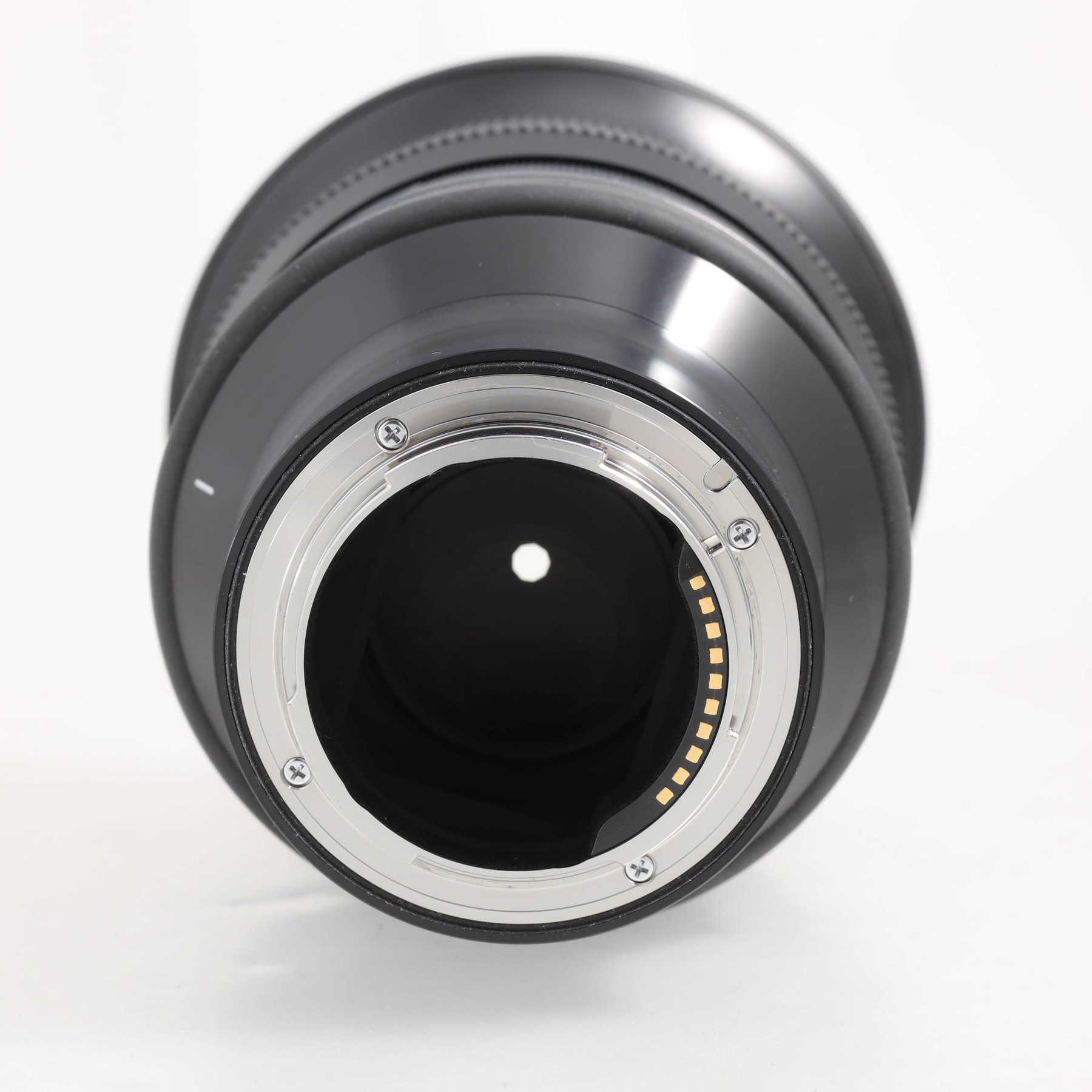 Sigma 105mm f/1.4 DG (Sony E) Sigma 105mm f/1.4 DG (Sony E)