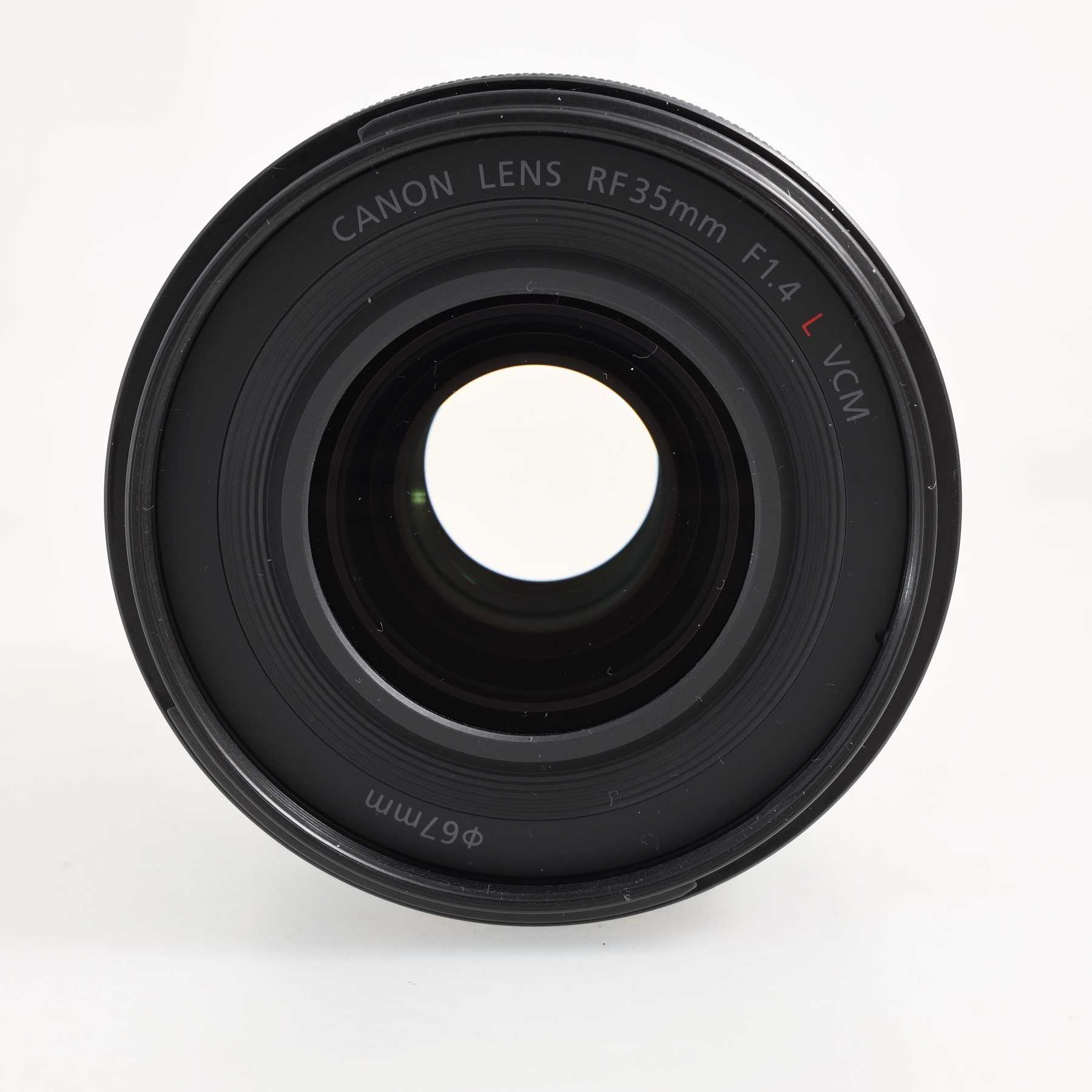 Canon RF 35mm f/1.4 L VCM Canon RF 35mm f/1.4 L VCM