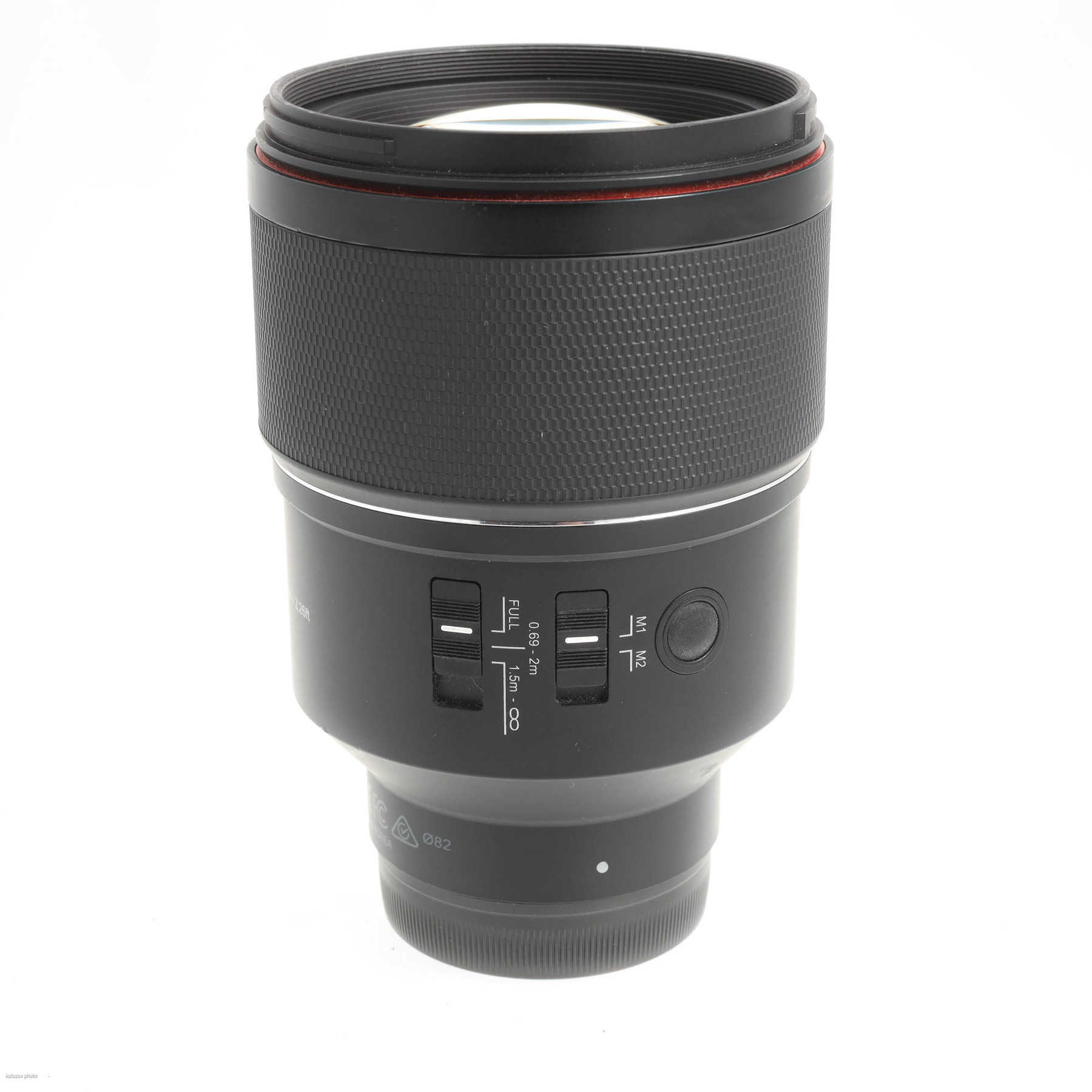 Samyang AF 135mm f/1.8 FE (Canon EF) Samyang AF 135mm f/1.8 FE (Canon EF)